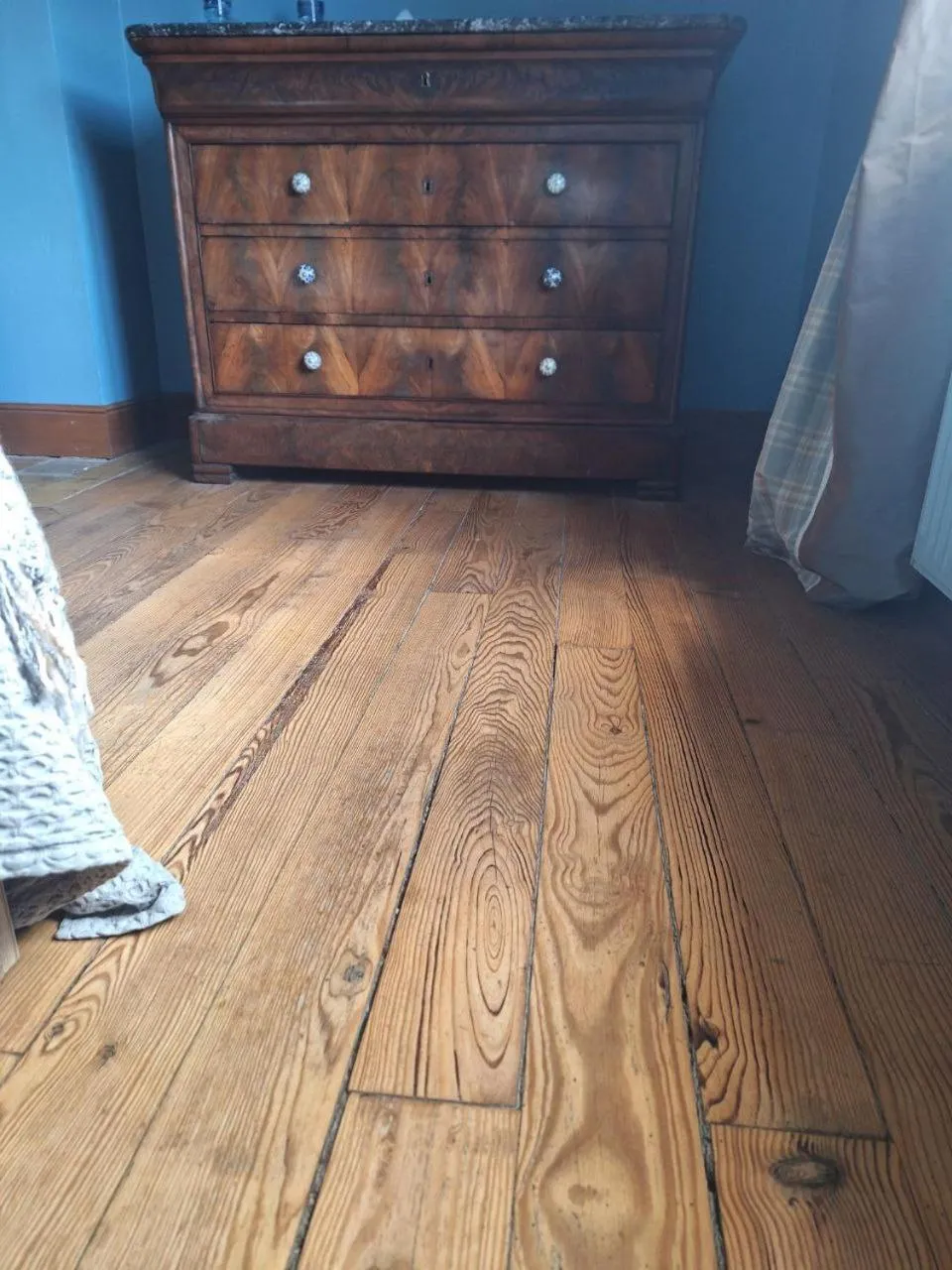 Decorative detail in Le clos de Tournes