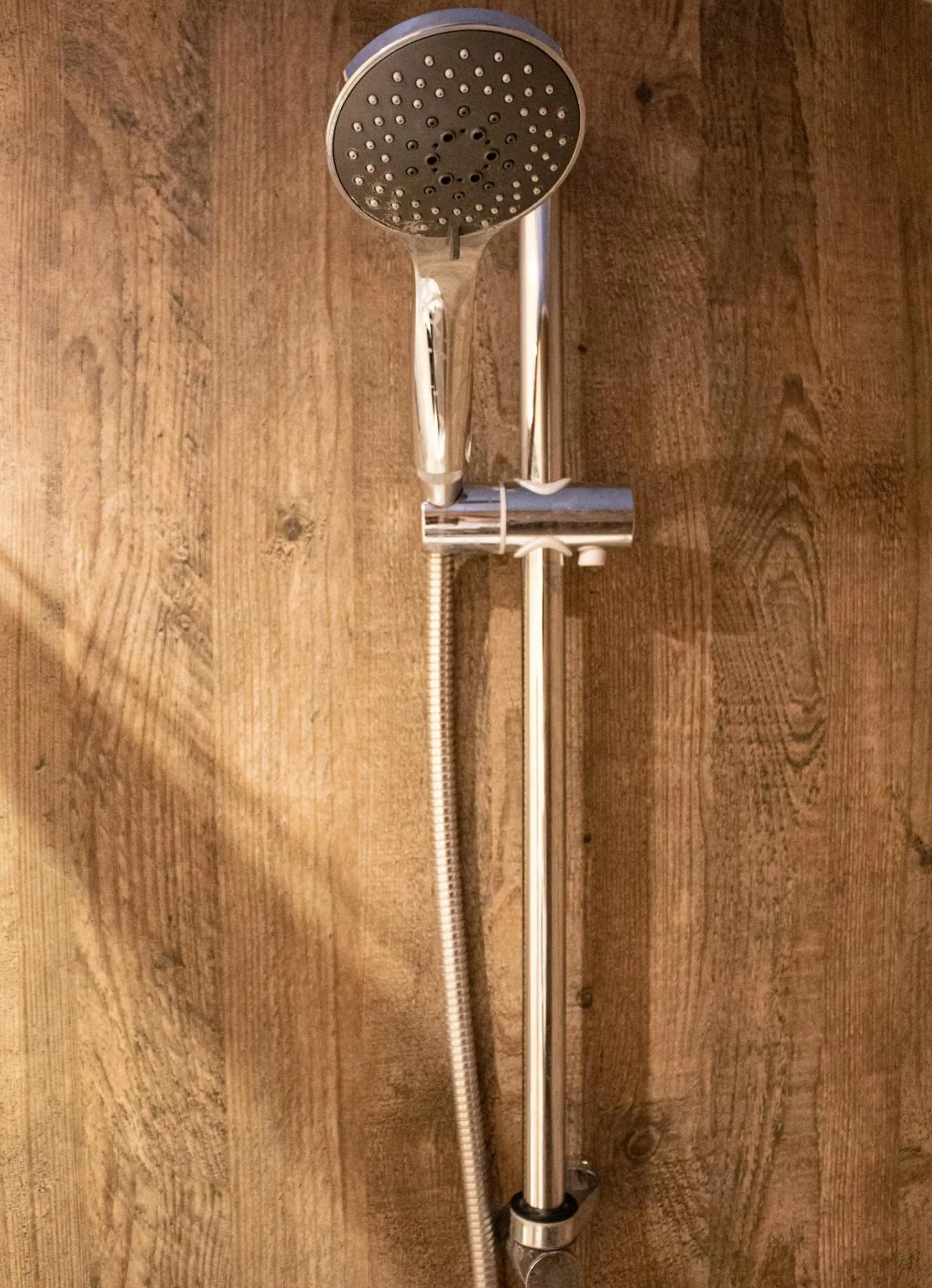 Bathroom in Stonehenge Hostel