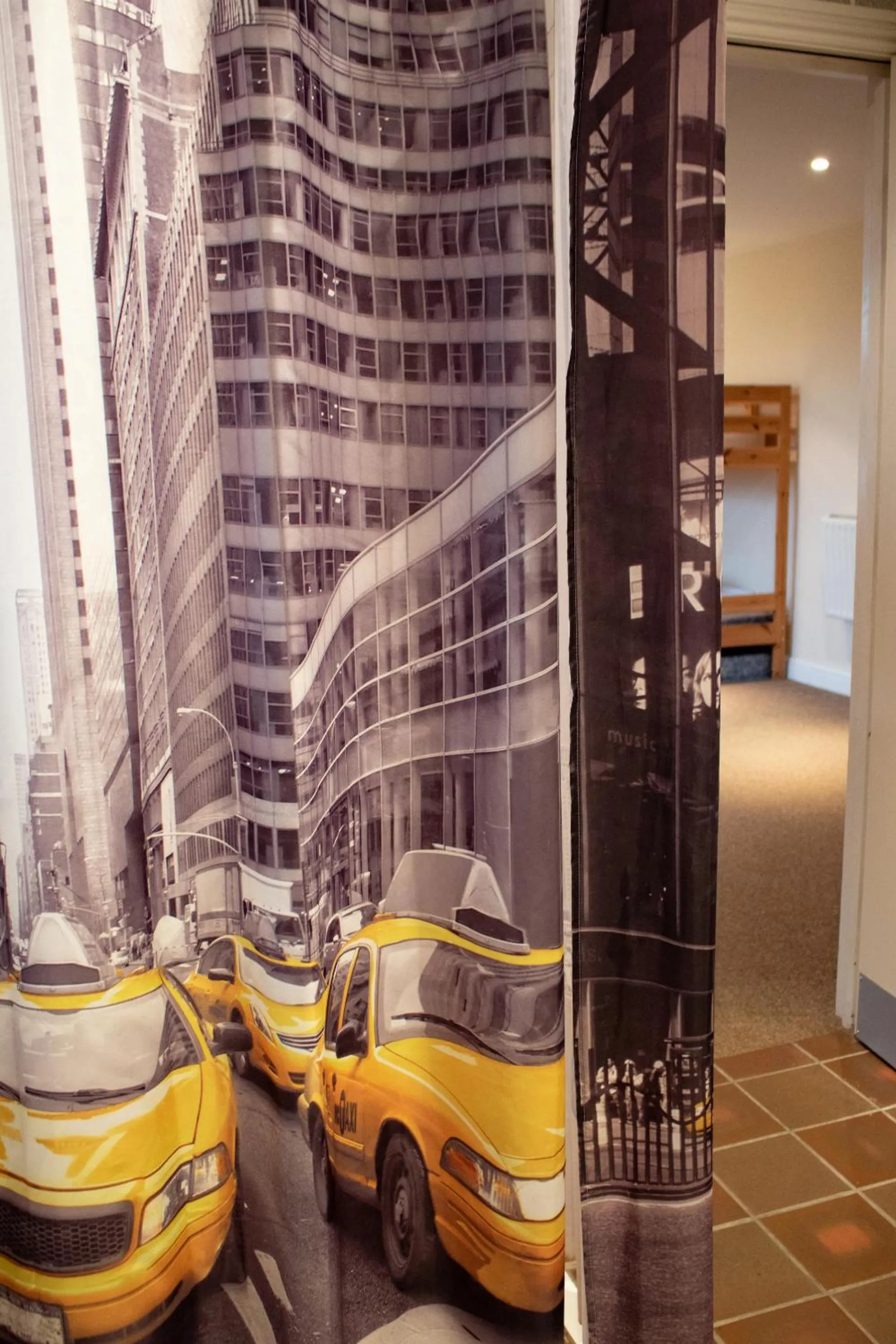 Bathroom in Stonehenge Hostel