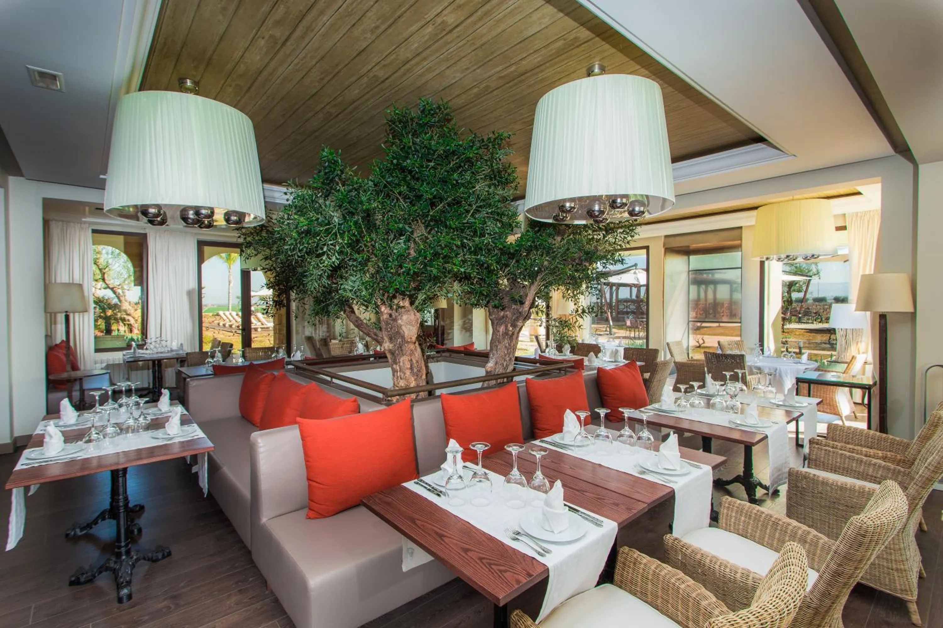 Restaurant/places to eat in Château Roslane Boutique hôtel & Spa