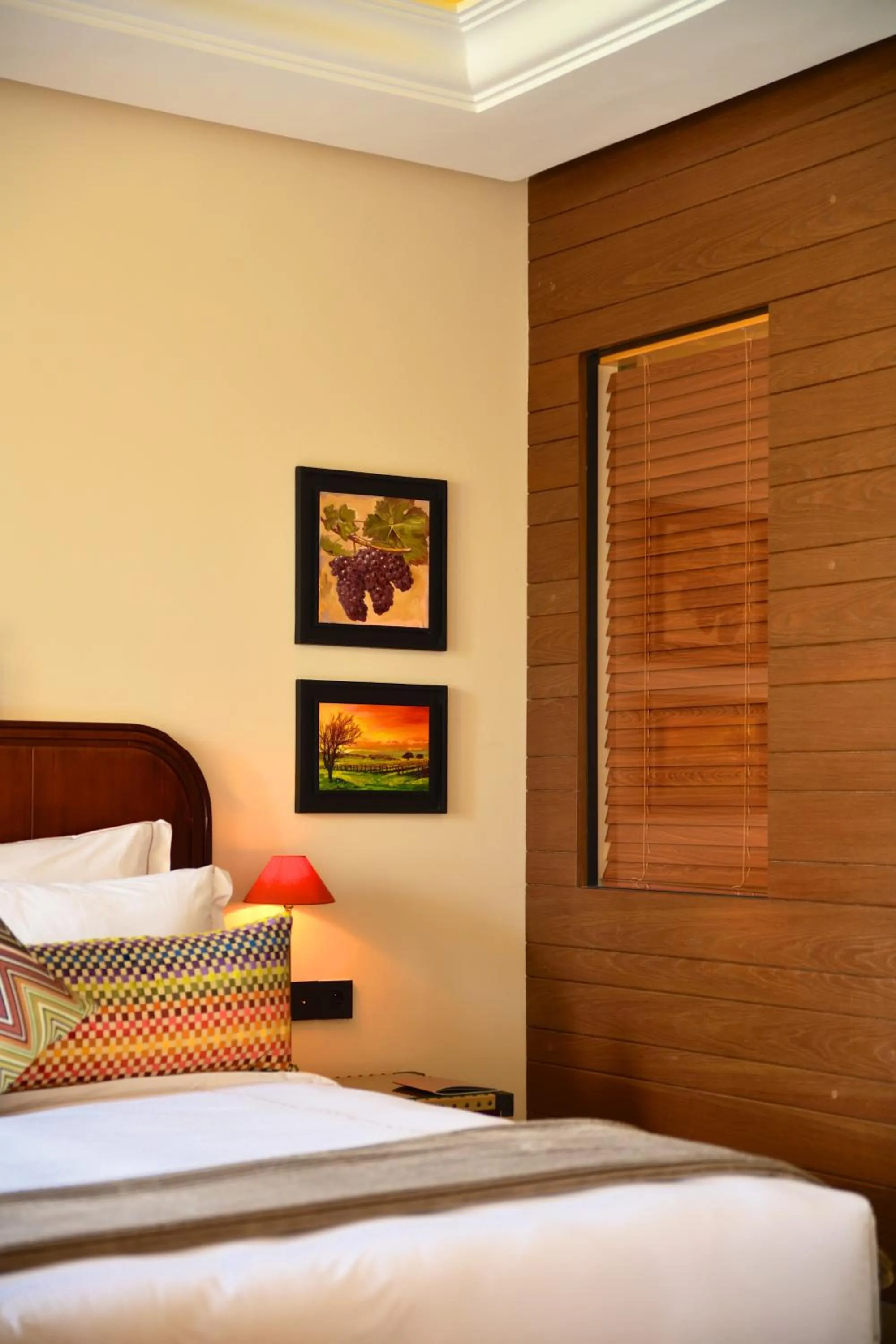 Decorative detail, Bed in Château Roslane Boutique hôtel & Spa