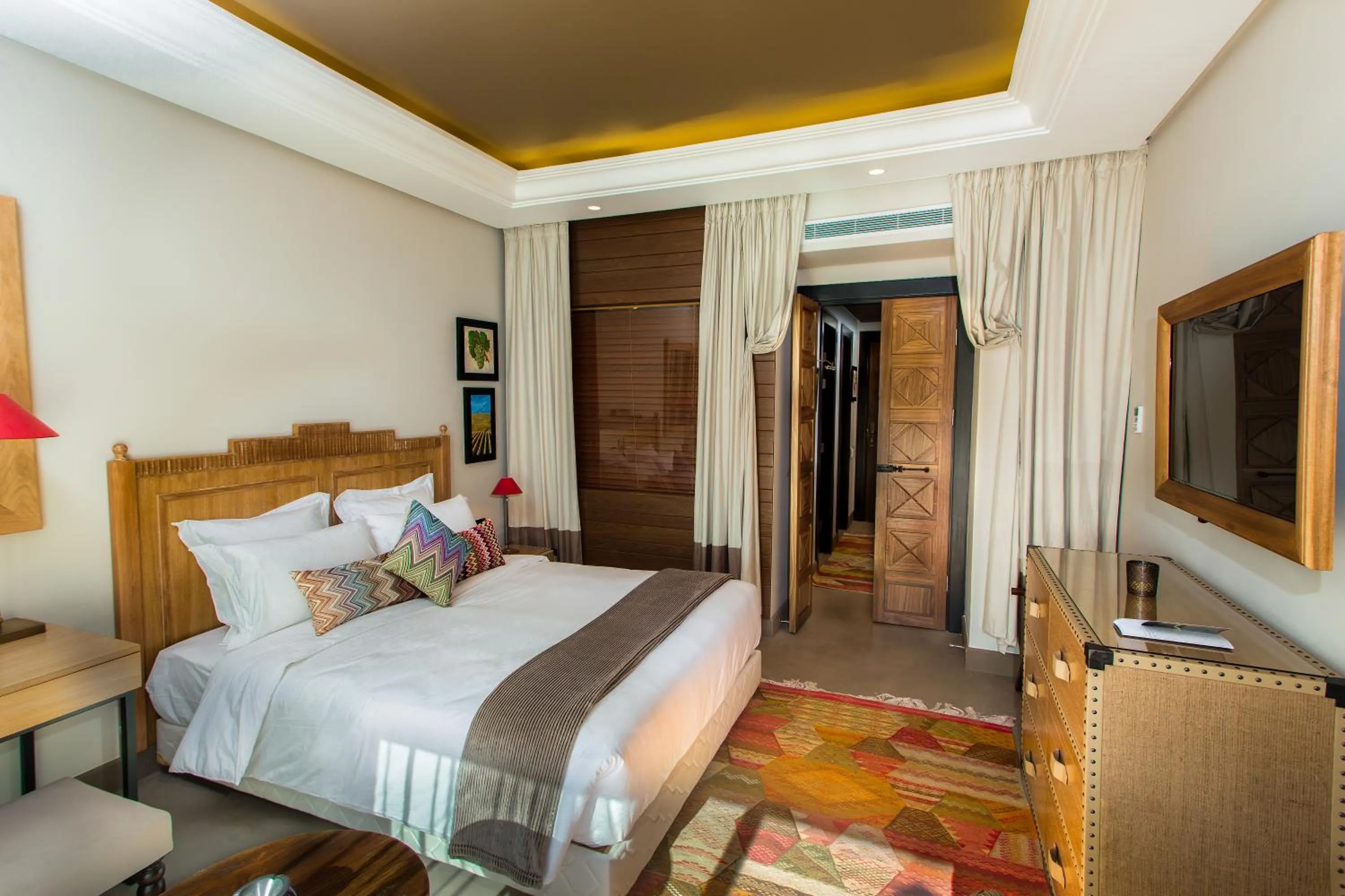 Bedroom, Bed in Château Roslane Boutique hôtel & Spa