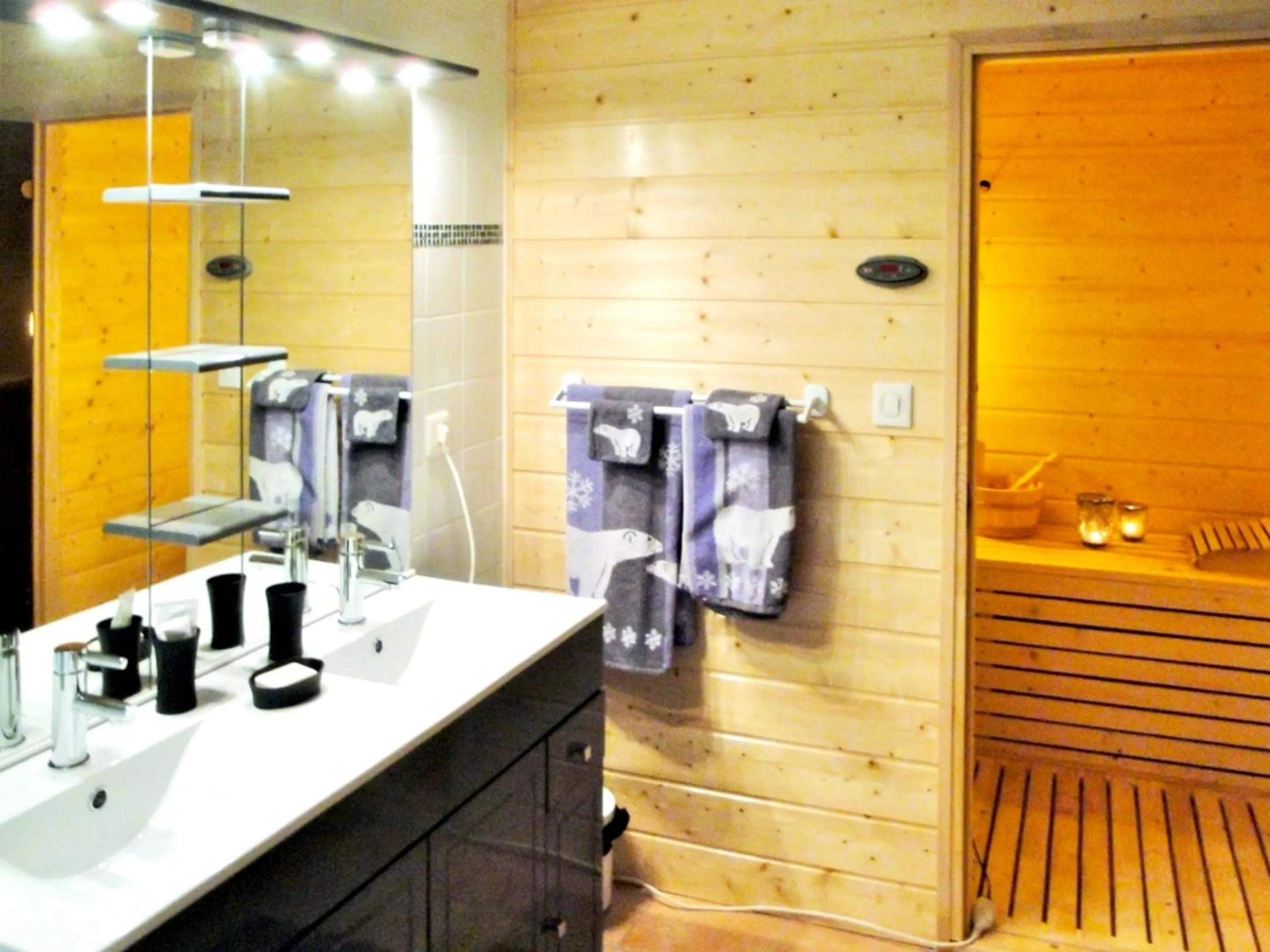 Bathroom in Appartement spacieux à Xonrupt-Longemer + Sauna
