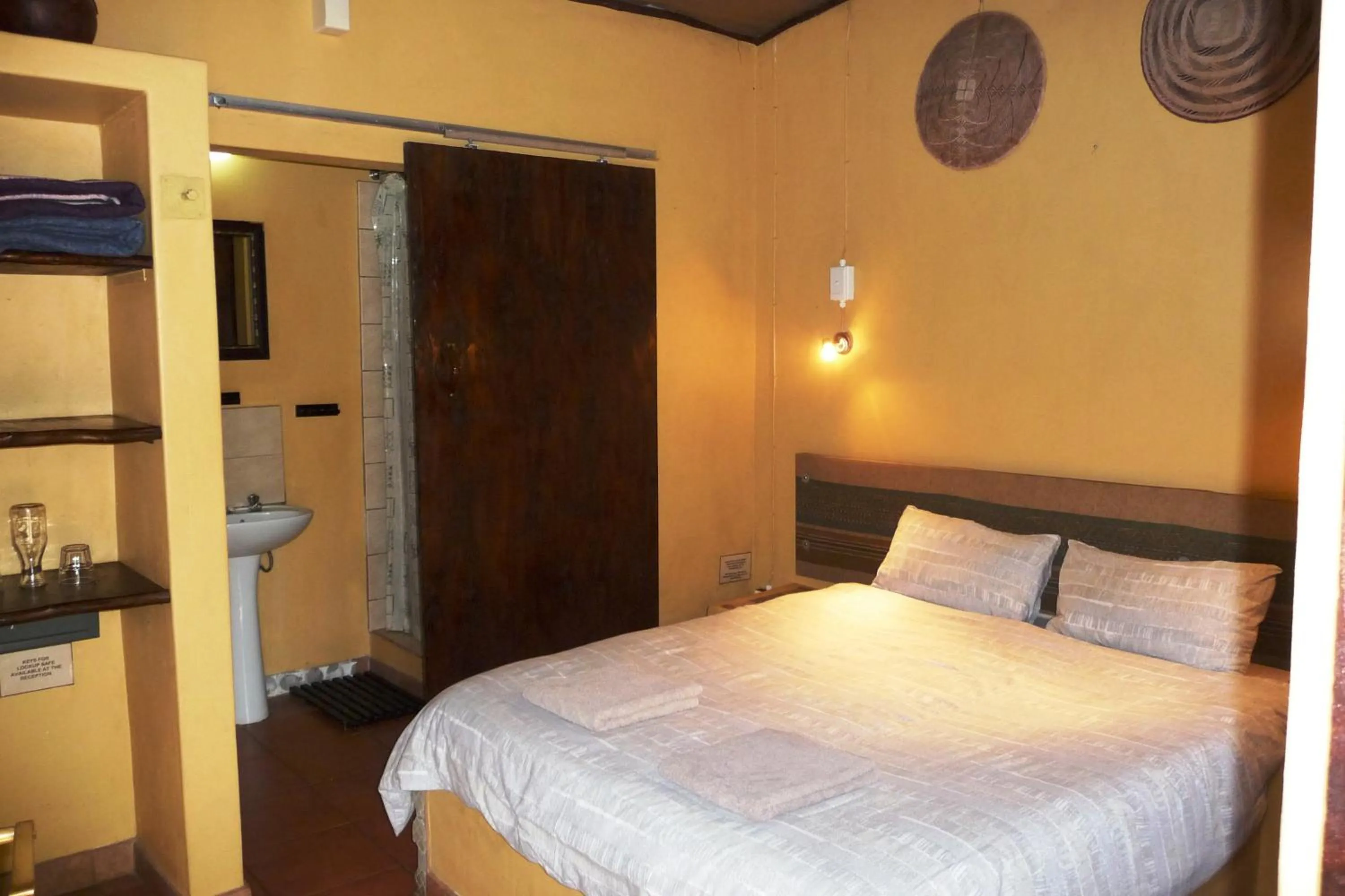 Bed in Isinkwe Bush Camp