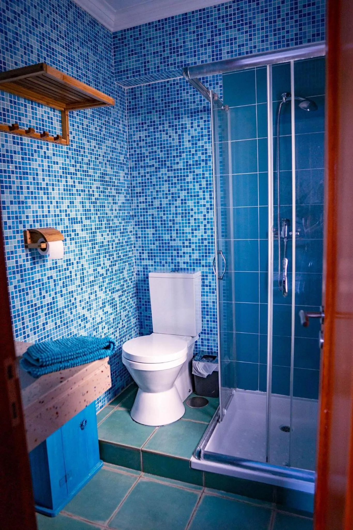 People in Captain's Log House