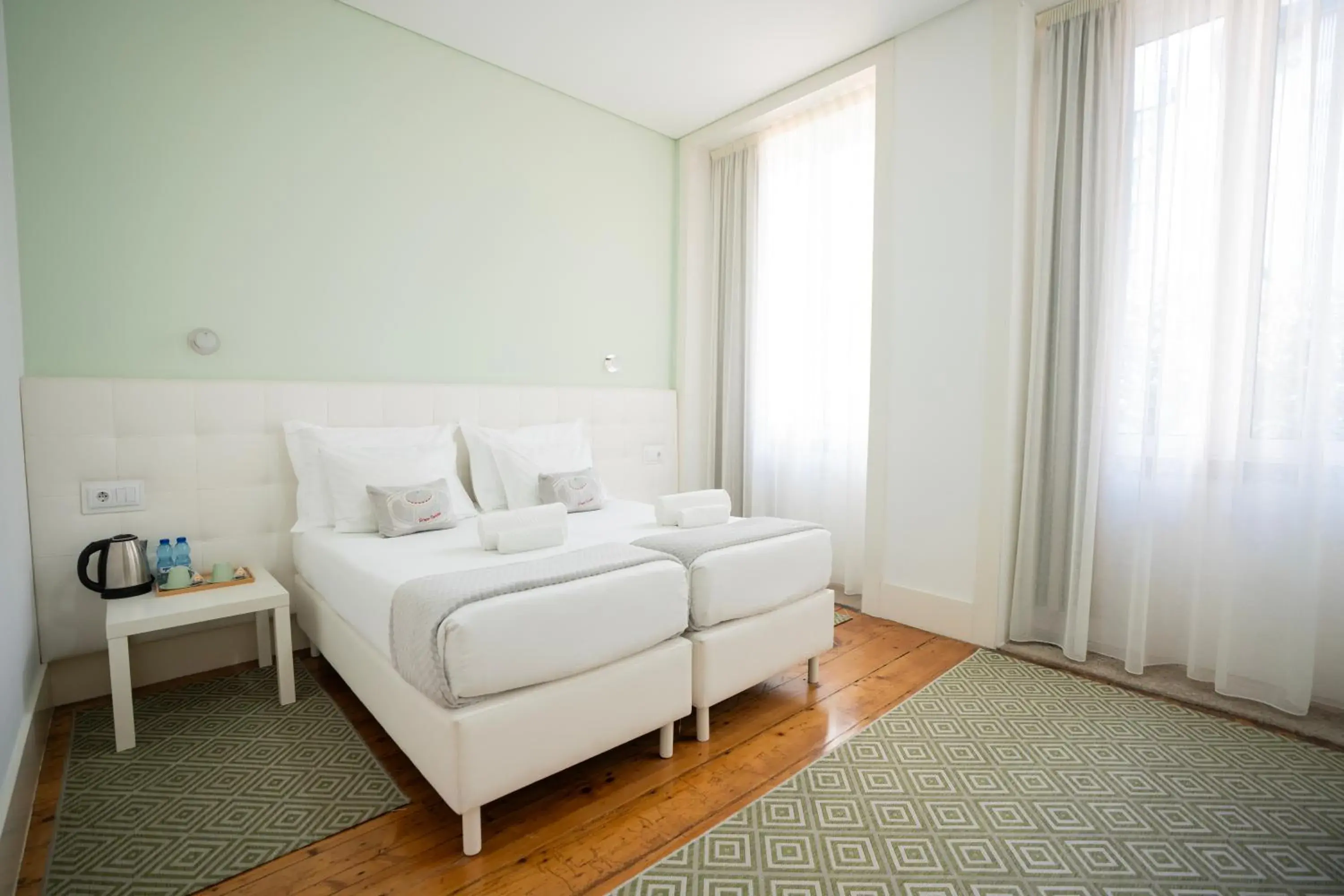 Deluxe Twin Room - single occupancy in Turista Da Trindade Deluxe Twin Room - single occupancy in Turista Da Trindade