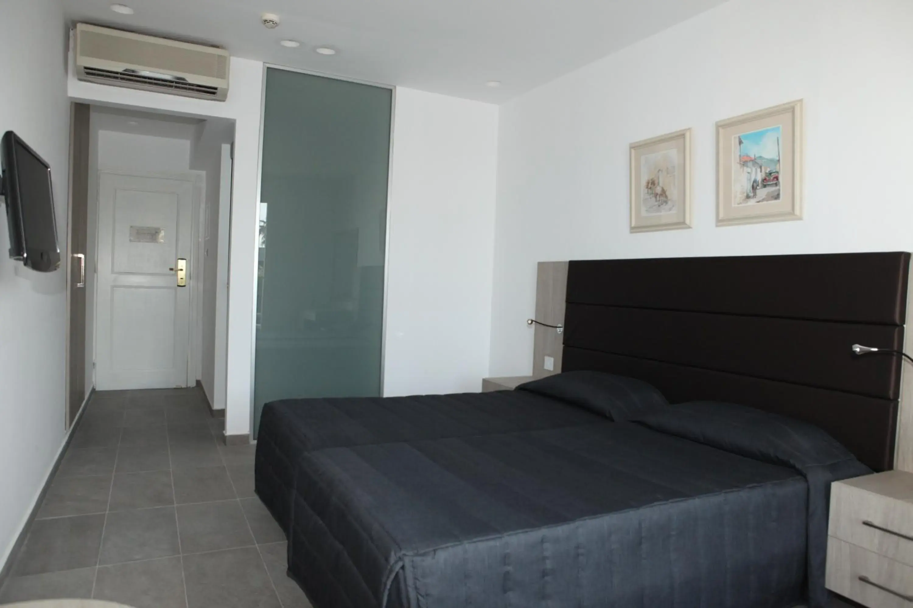 Bedroom, Bed in Dionysos Central Bedroom, Bed in Dionysos Central