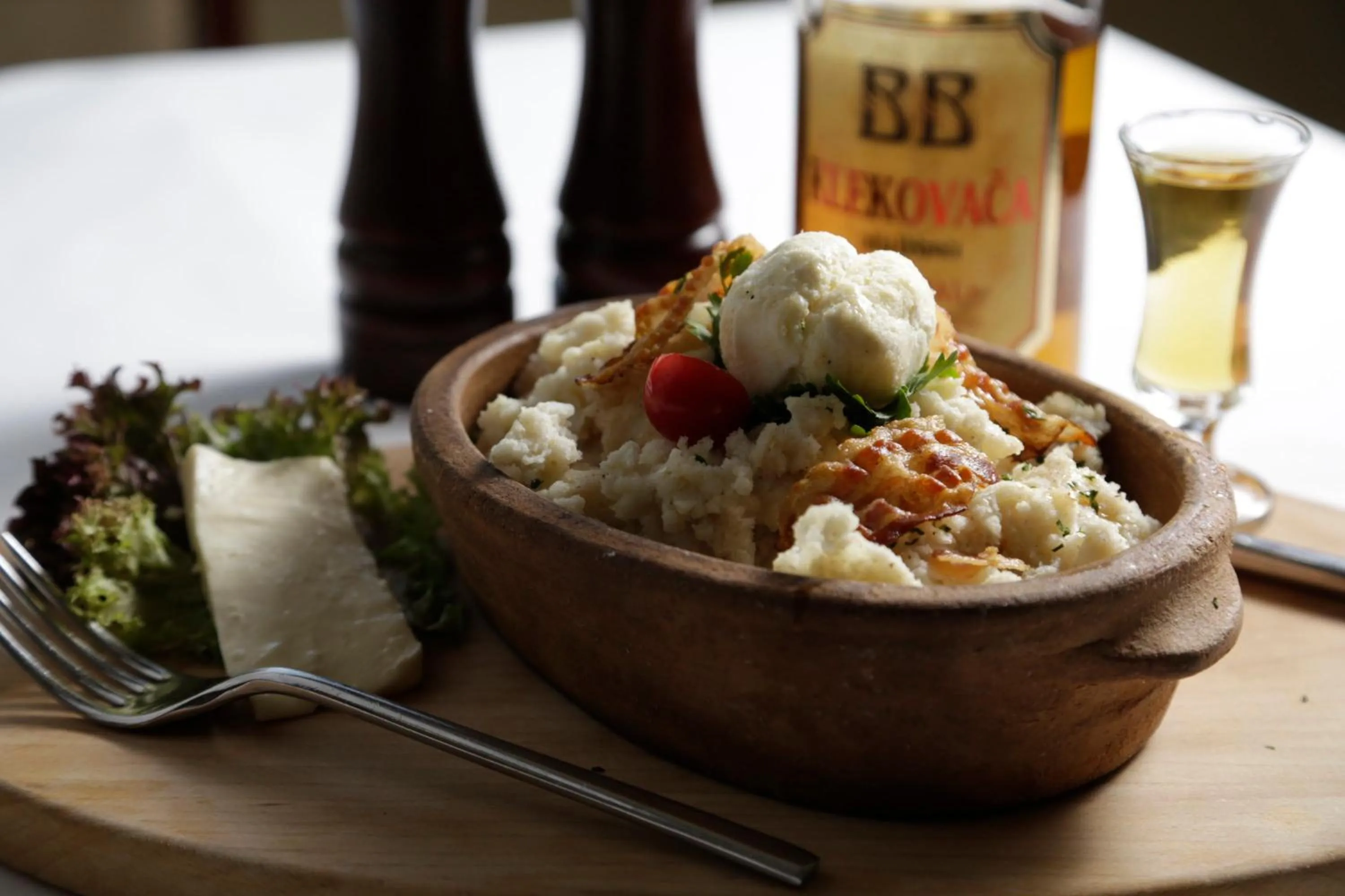 Breakfast in Accommodation Tara