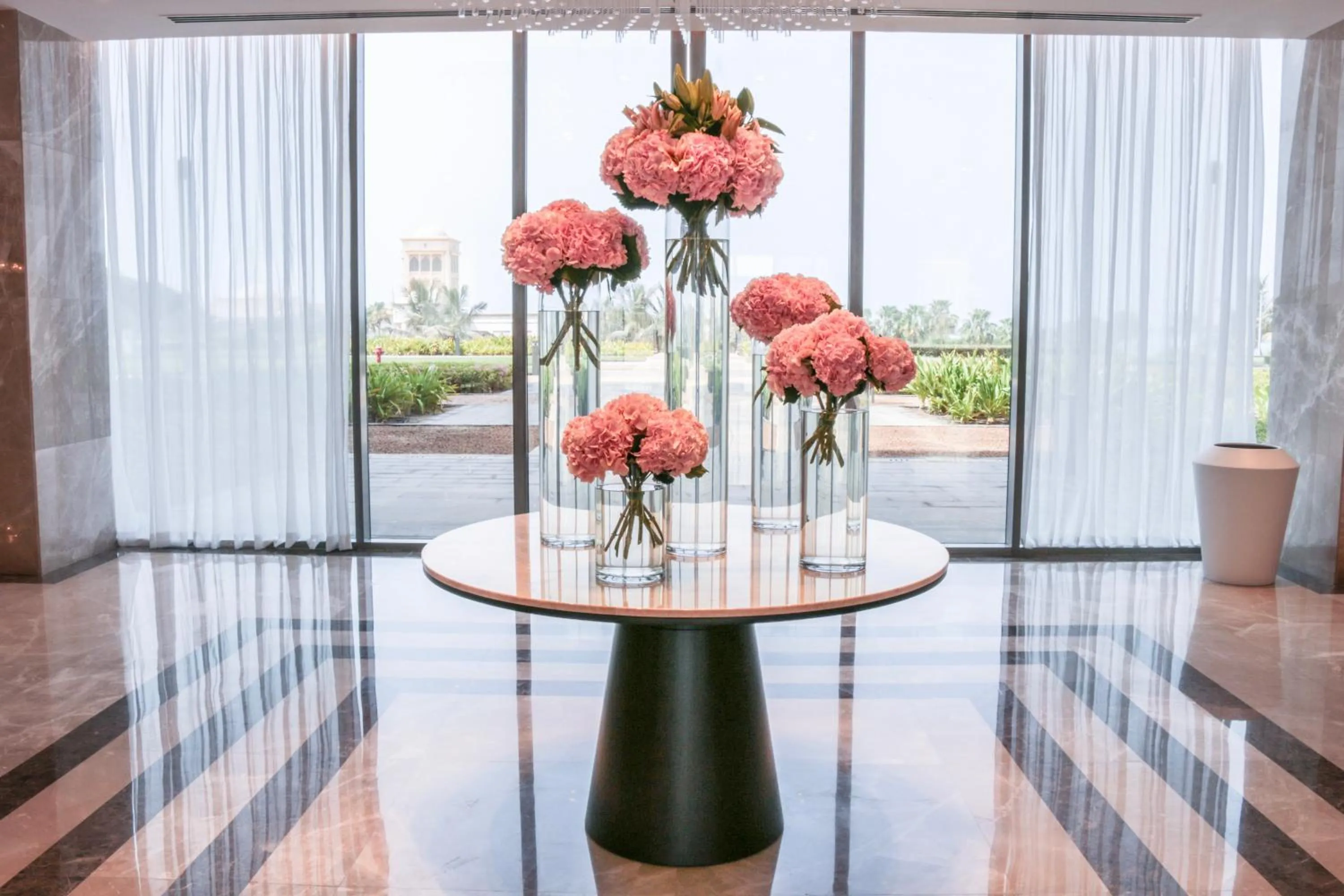 Lobby or reception in Views Hotel & Residences - Emaar King Abdullah Economic City