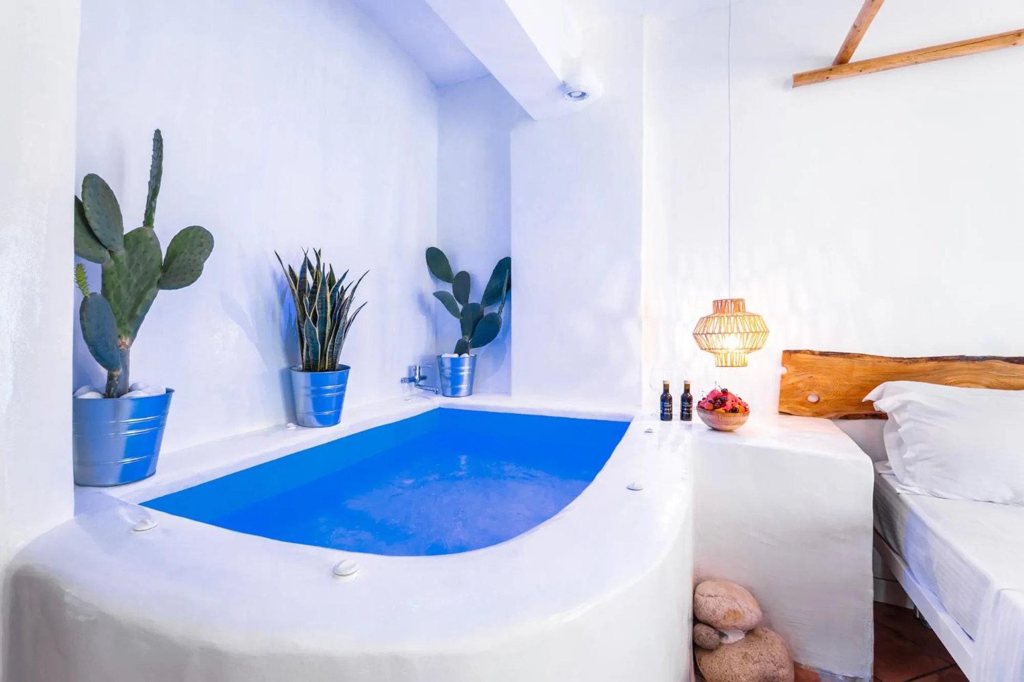 Swimming pool, Bed in Marabou Hotel