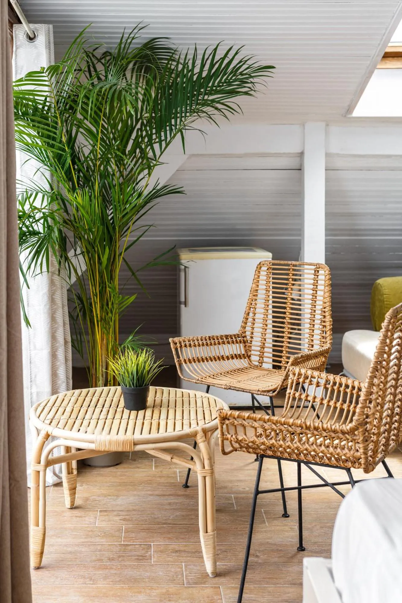 Seating area in Marabou Hotel