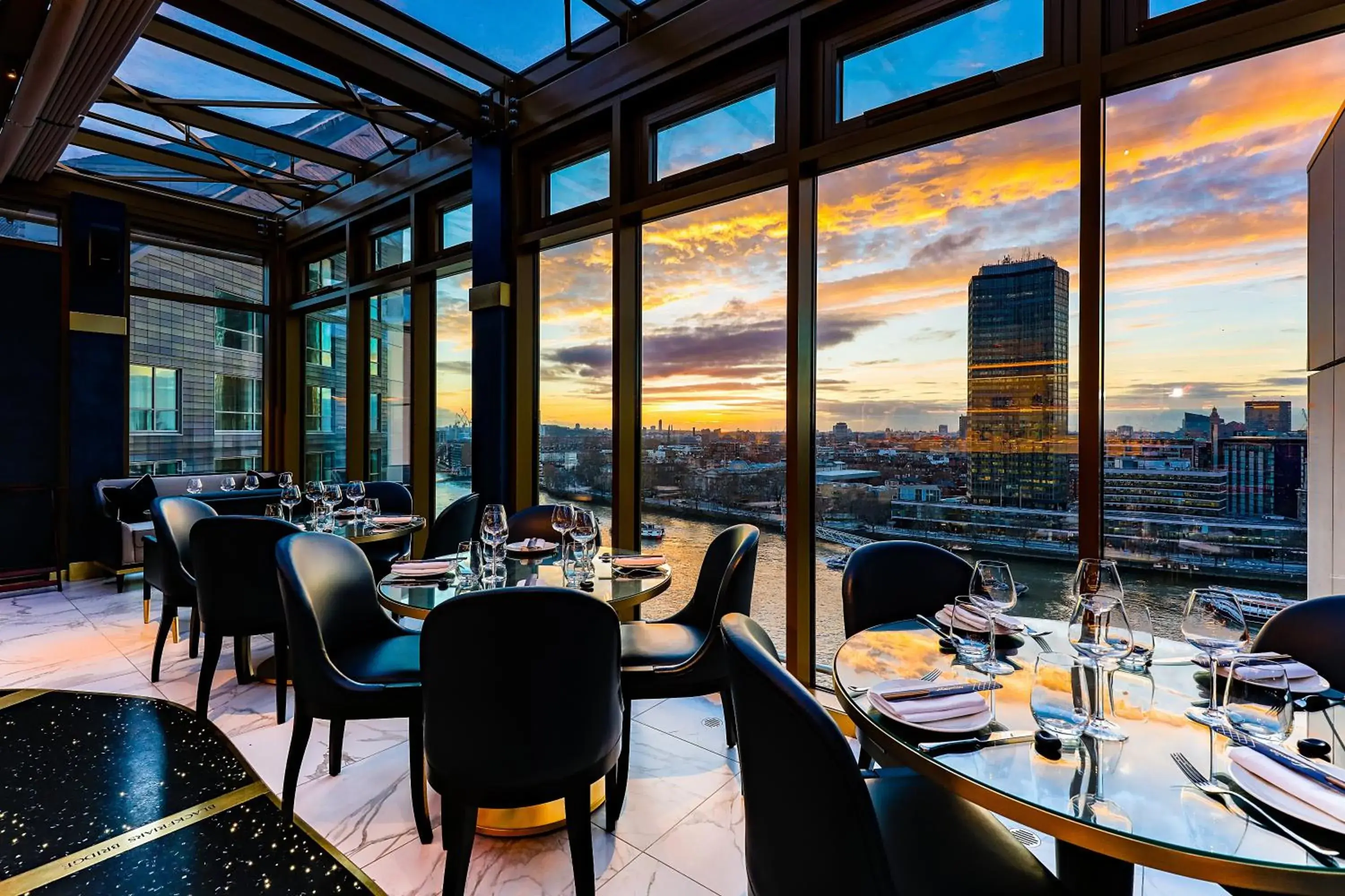 Restaurant/places to eat in Hyatt Regency London Albert Embankment Restaurant/places to eat in Hyatt Regency London Albert Embankment