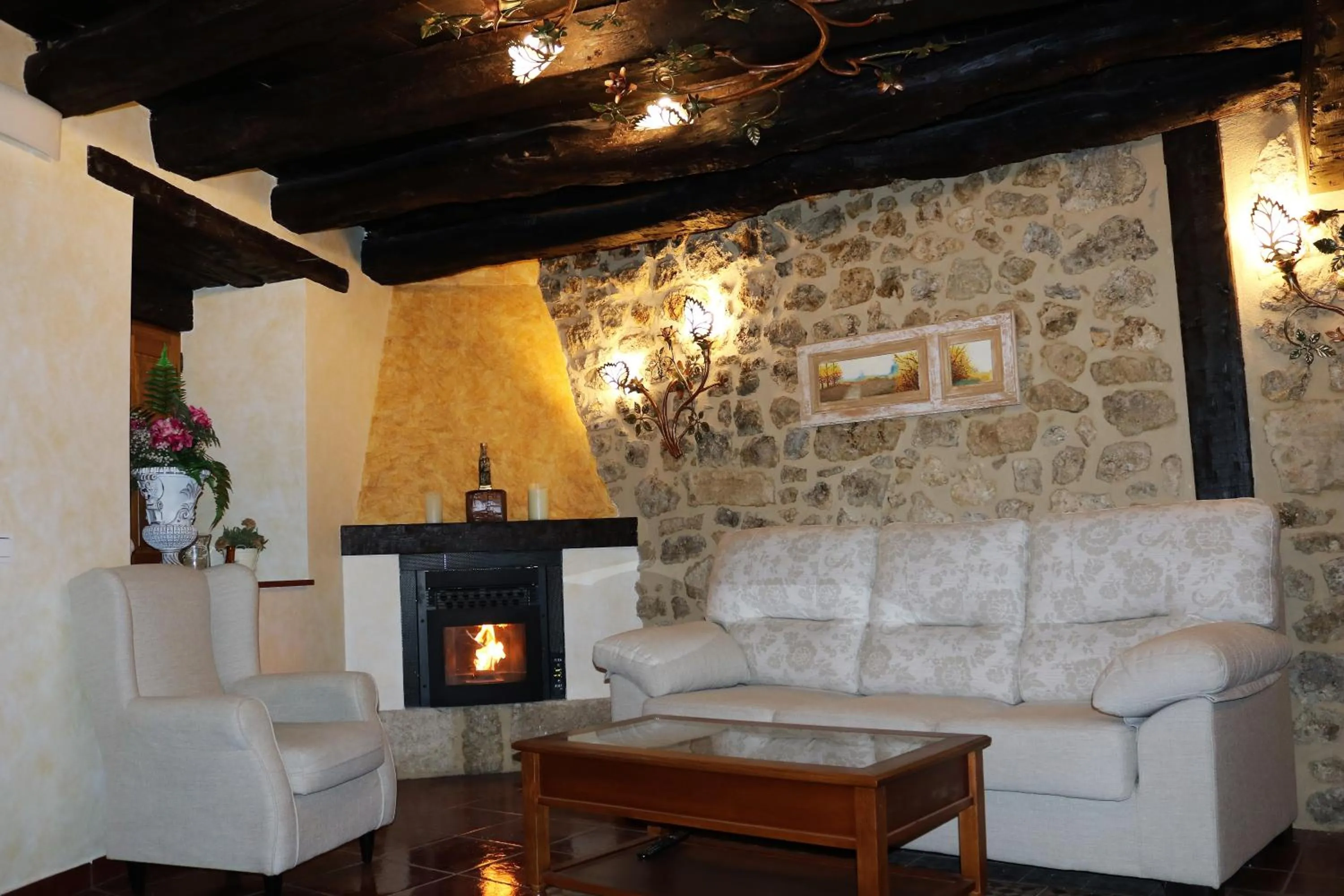 Lounge or bar in Villa Fontanas