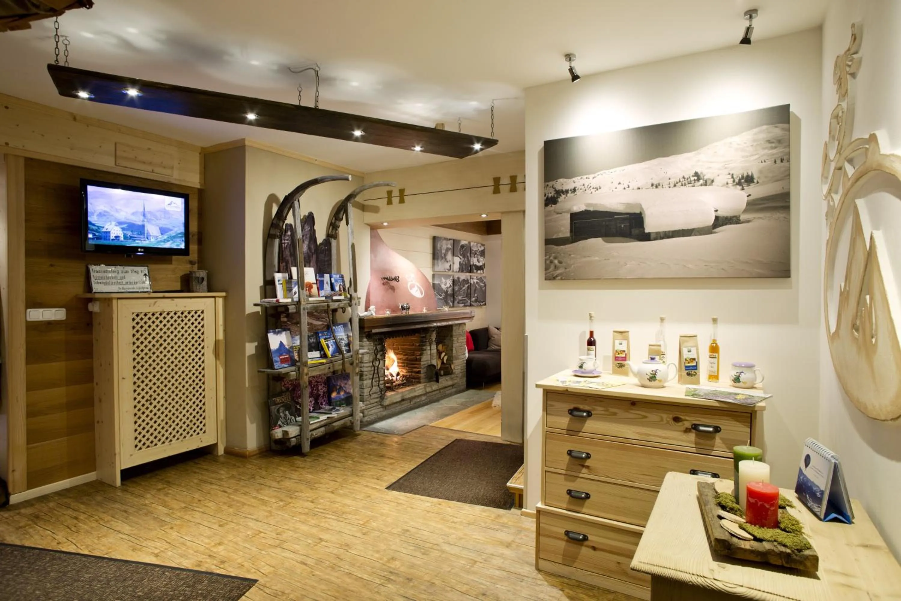 Lobby or reception in Alphotel Mittersill