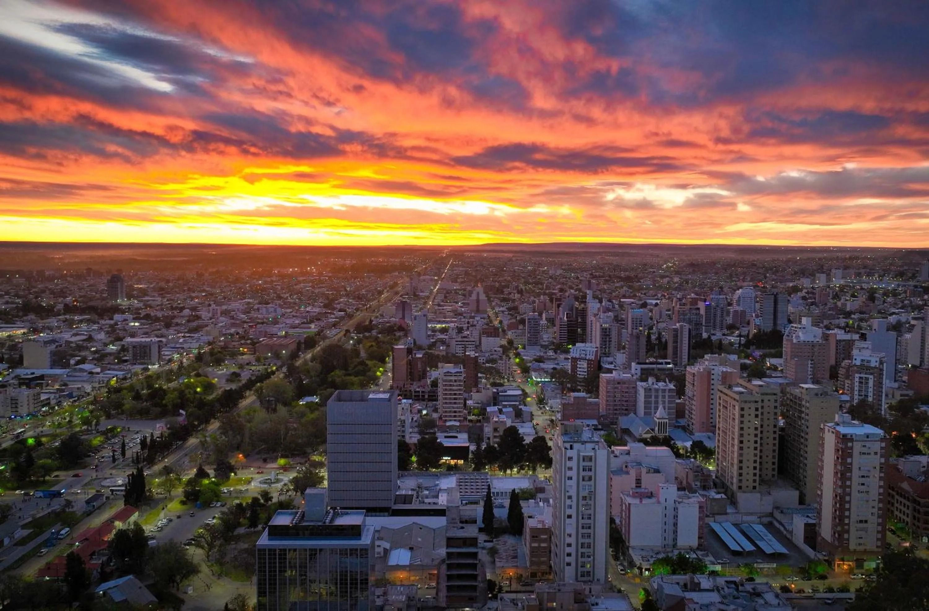 City view in Cyan Soho Neuquén Hotel