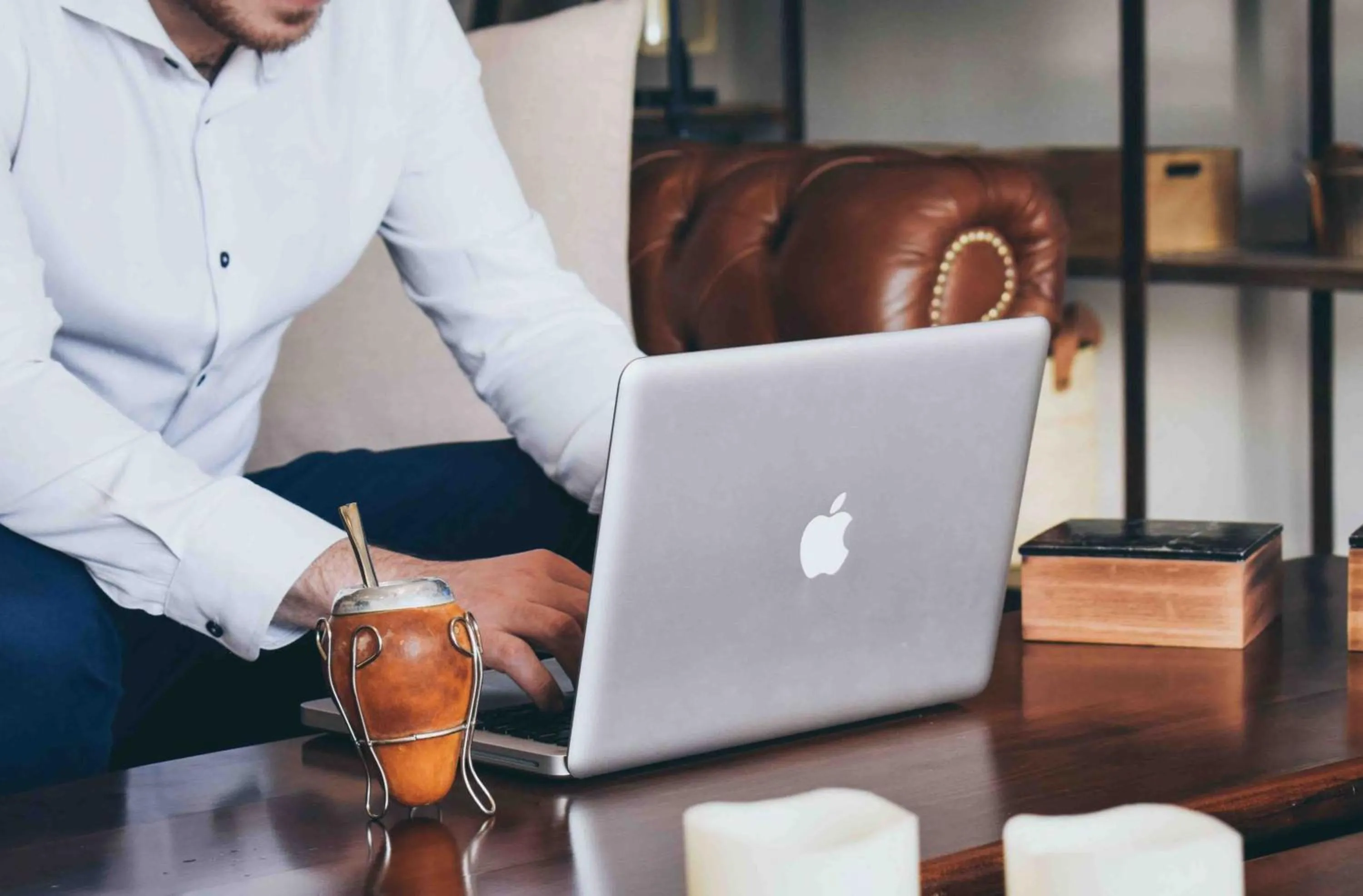 Seating area in Cyan Soho Neuquén Hotel