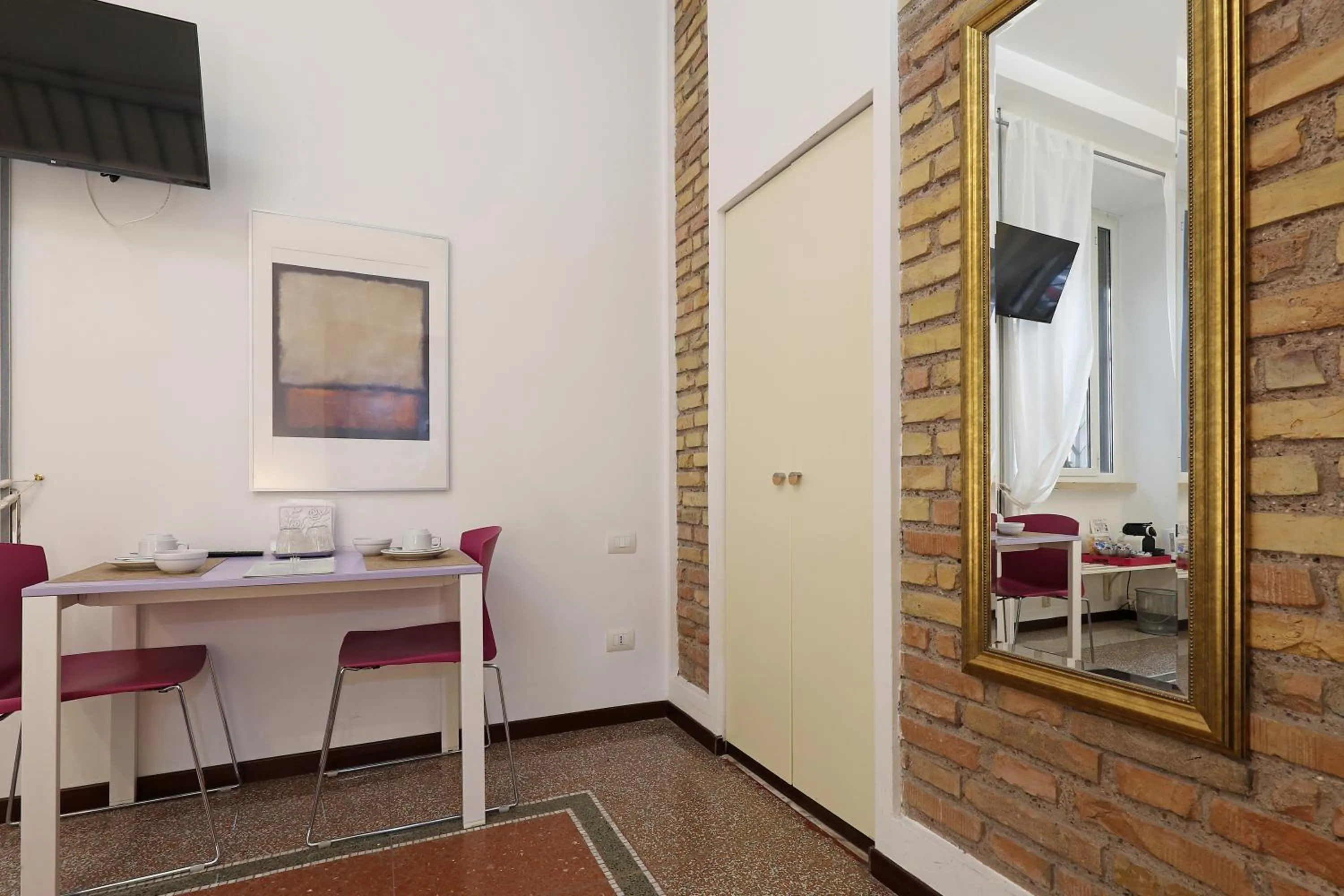 Maison Colosseo (Via dei Querceti 24)