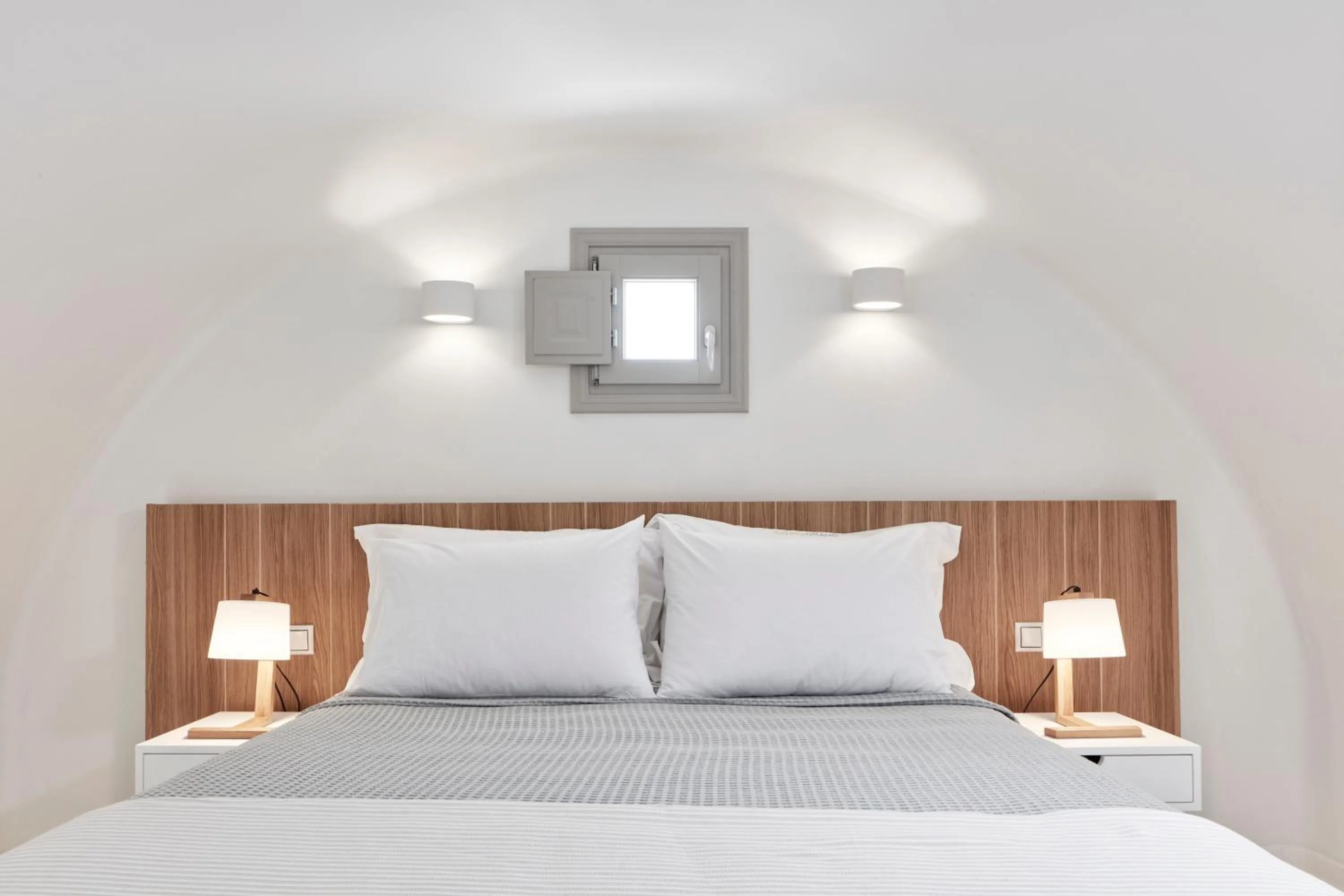 Bedroom, Bed in Costa Grand Resort & Spa