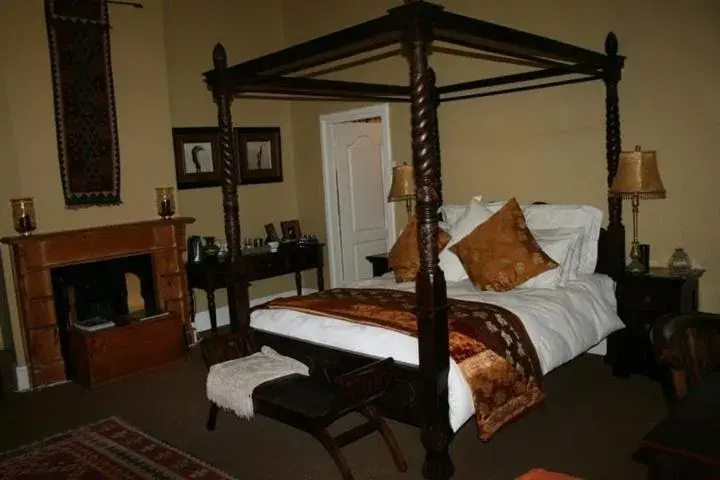 Deluxe Queen Room in Roche House Deluxe Queen Room in Roche House