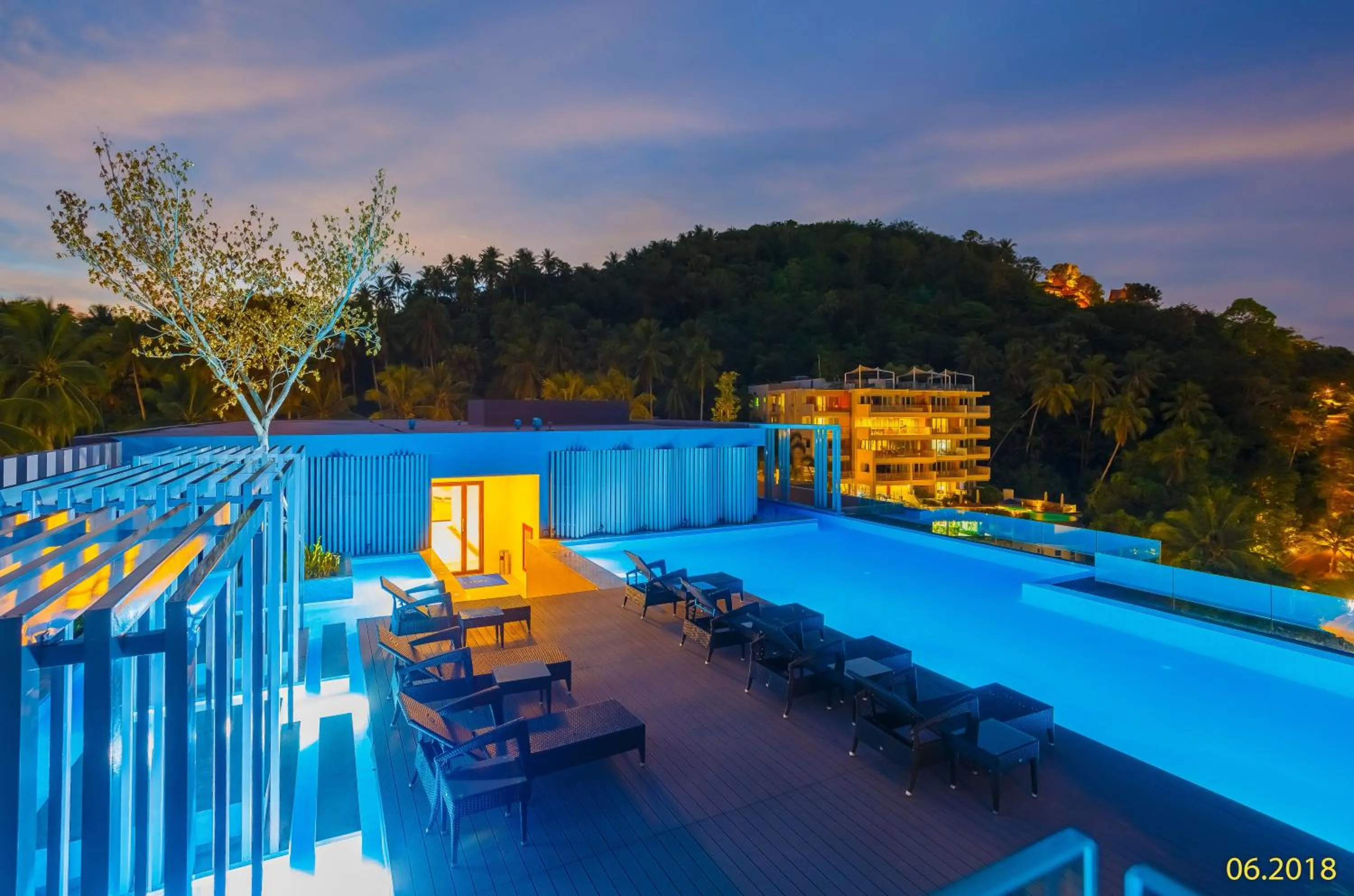 Neighbourhood in The Aristo Beach by Holy Cow, studio, without kitchen, construction view