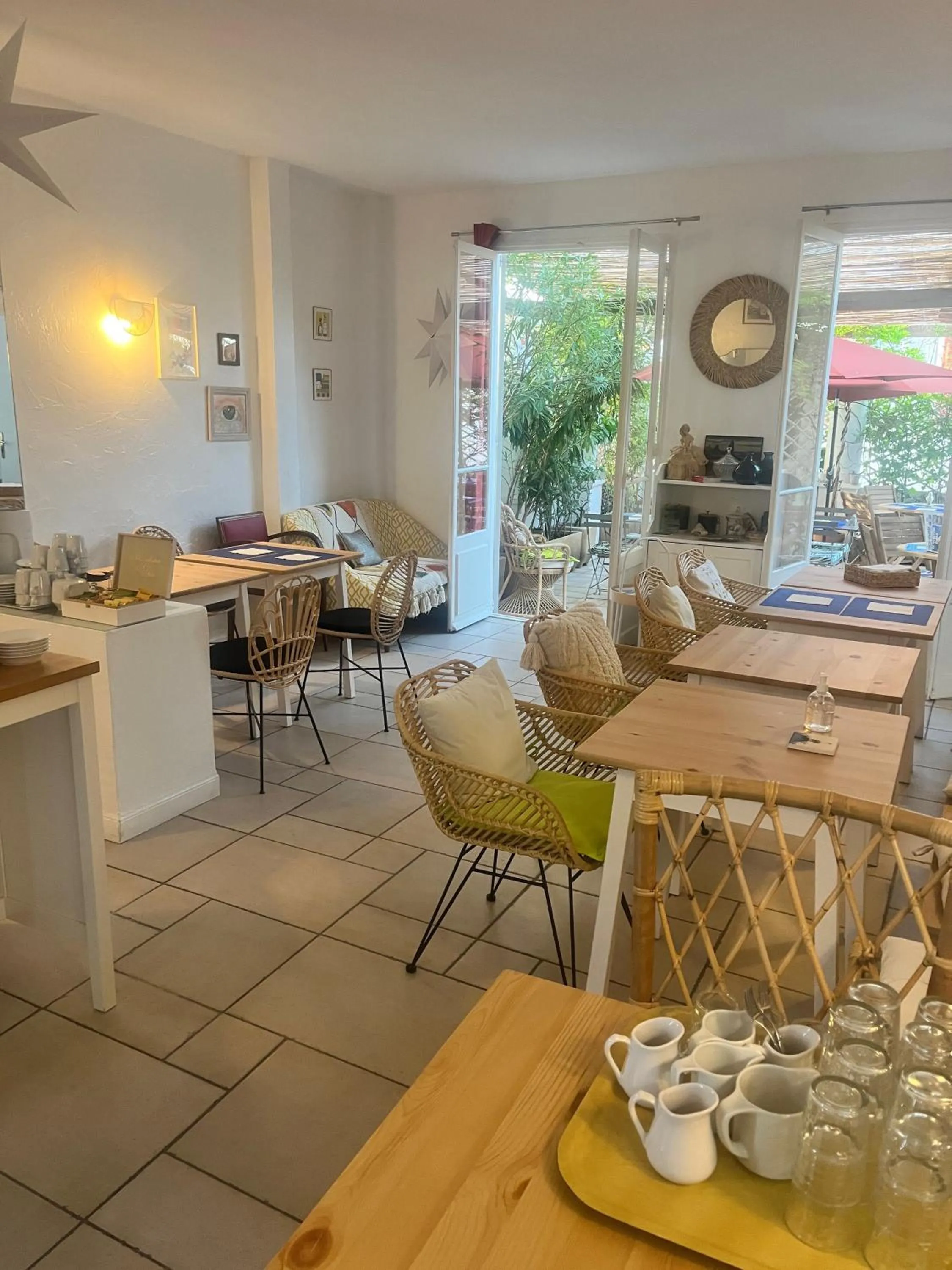 Decorative detail in Hôtel Eden - La Baigneuse