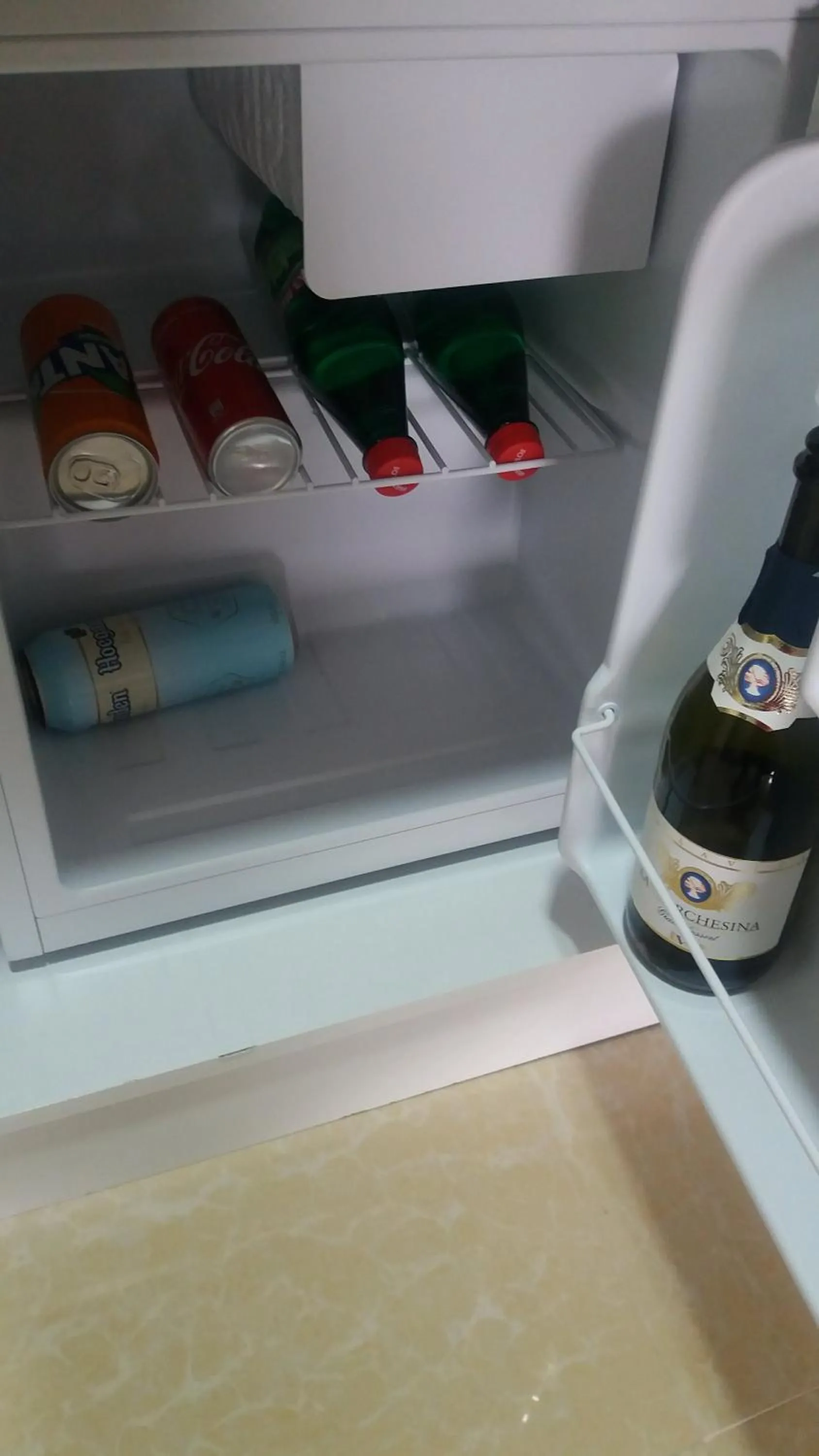 Kitchen or kitchenette in Marina Jacuzzi Apartment free parking