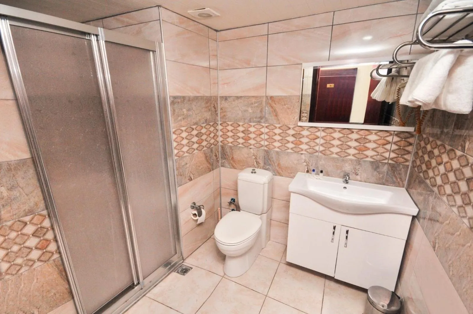 Shower in ARTI HOTEL OldCity