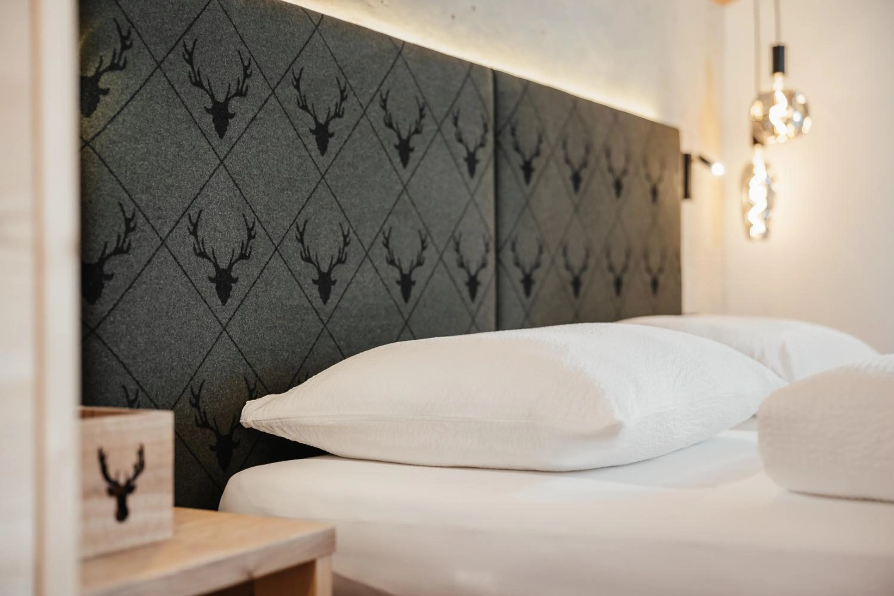 Photo of the whole room, Bed in Residence Villa Trieste