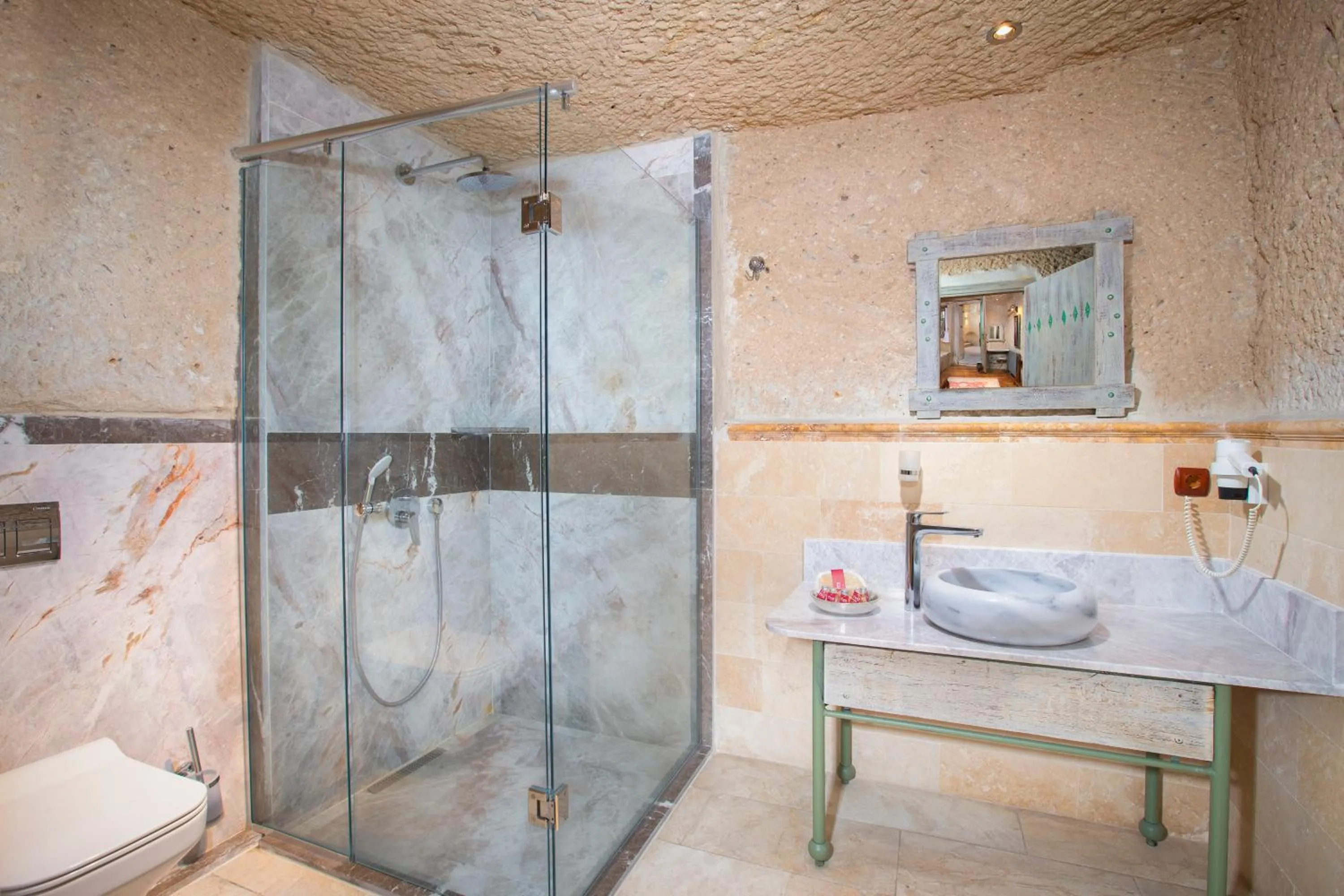 Bathroom in Terra Cave Hotel