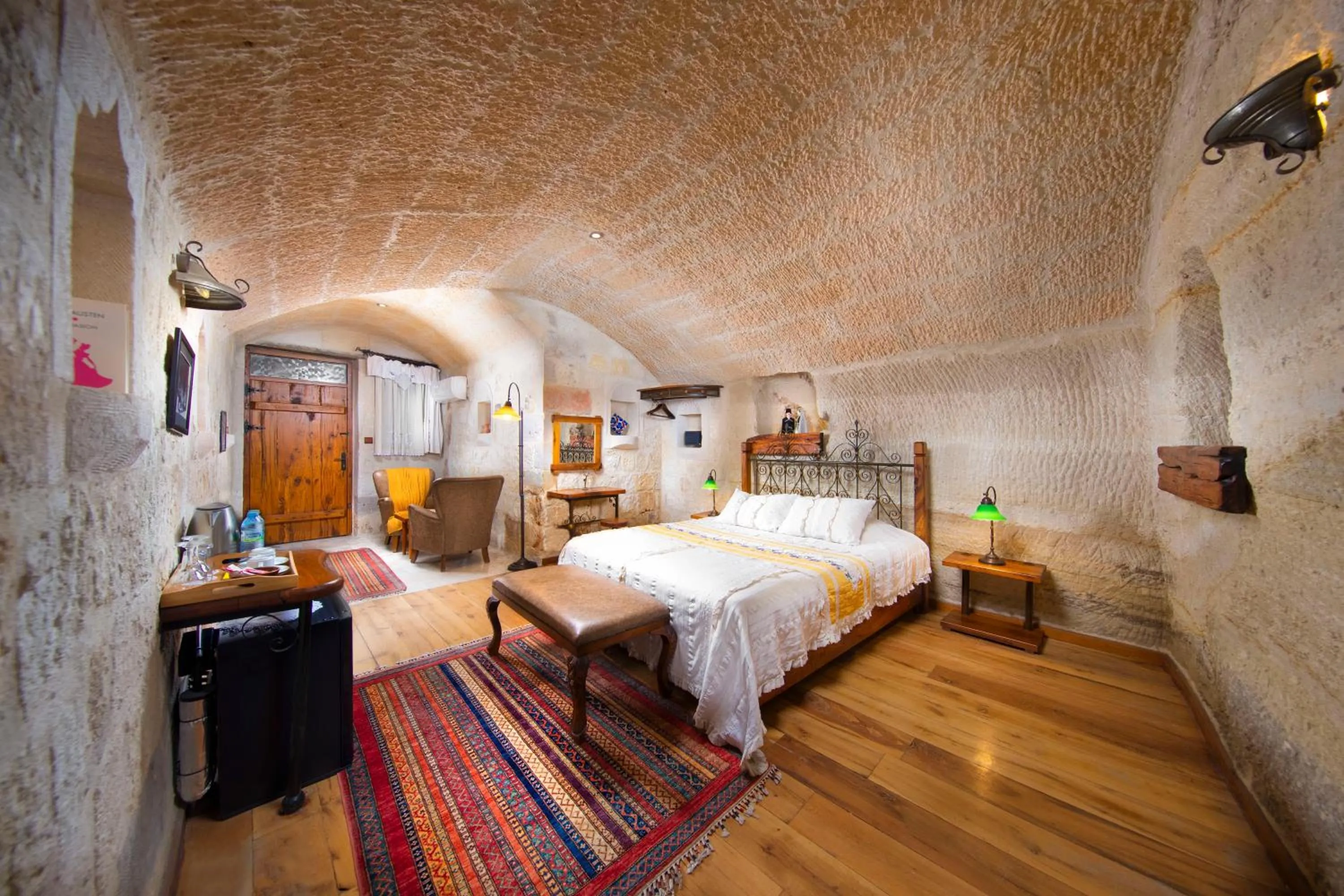 Photo of the whole room, Bed in Terra Cave Hotel