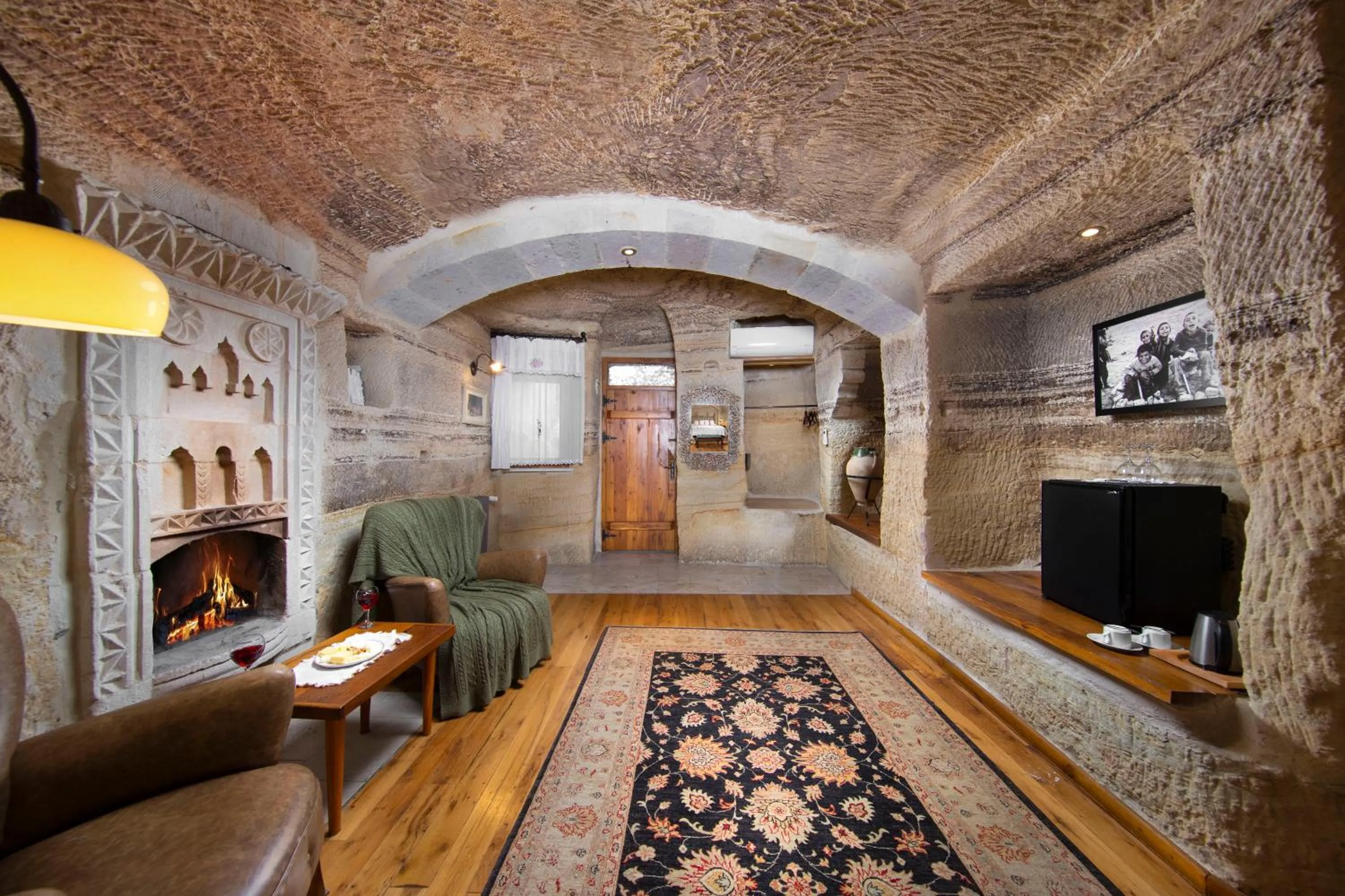 Drinks in Terra Cave Hotel