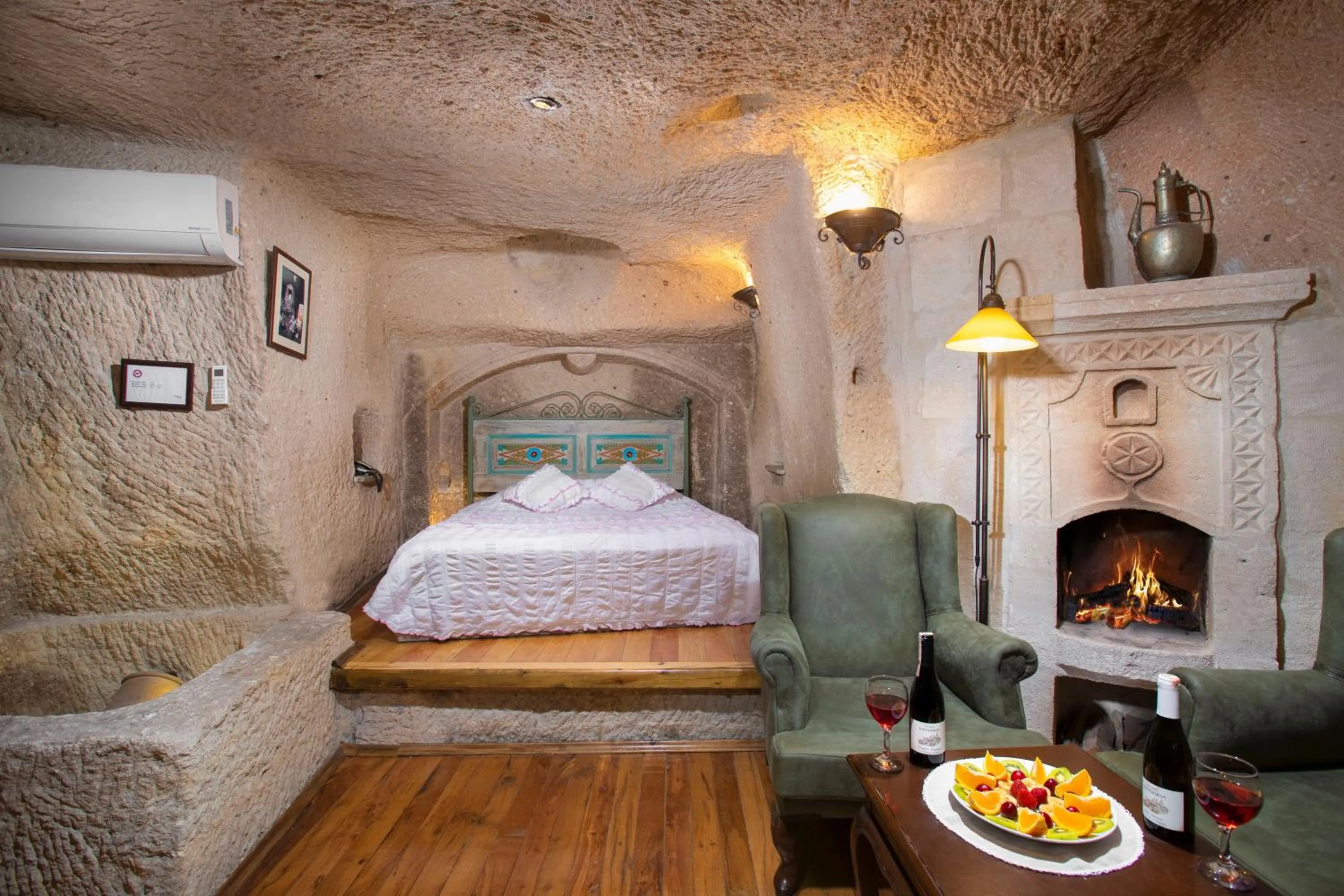 Bed in Terra Cave Hotel