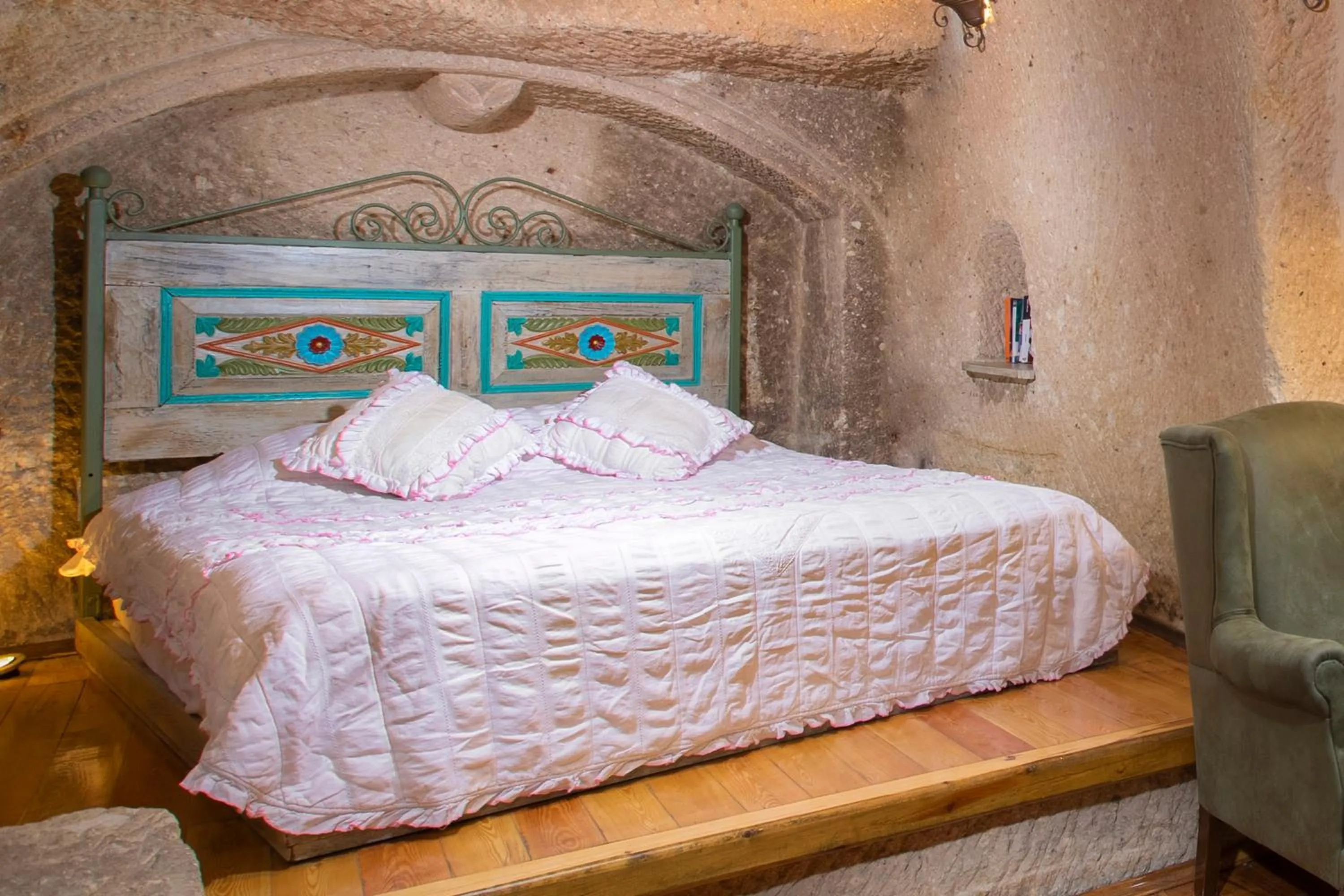 Bed in Terra Cave Hotel