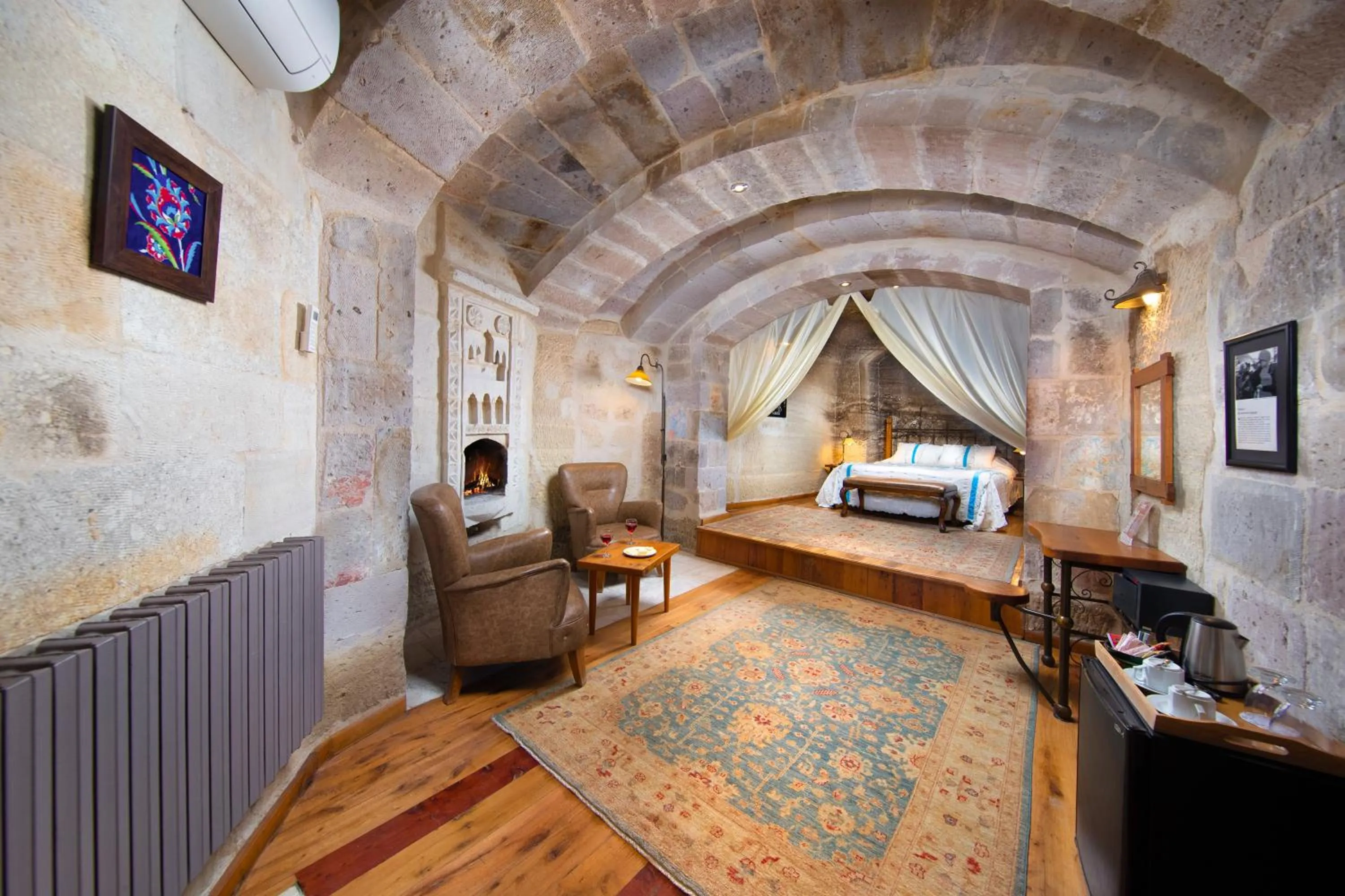 Photo of the whole room, Bed in Terra Cave Hotel