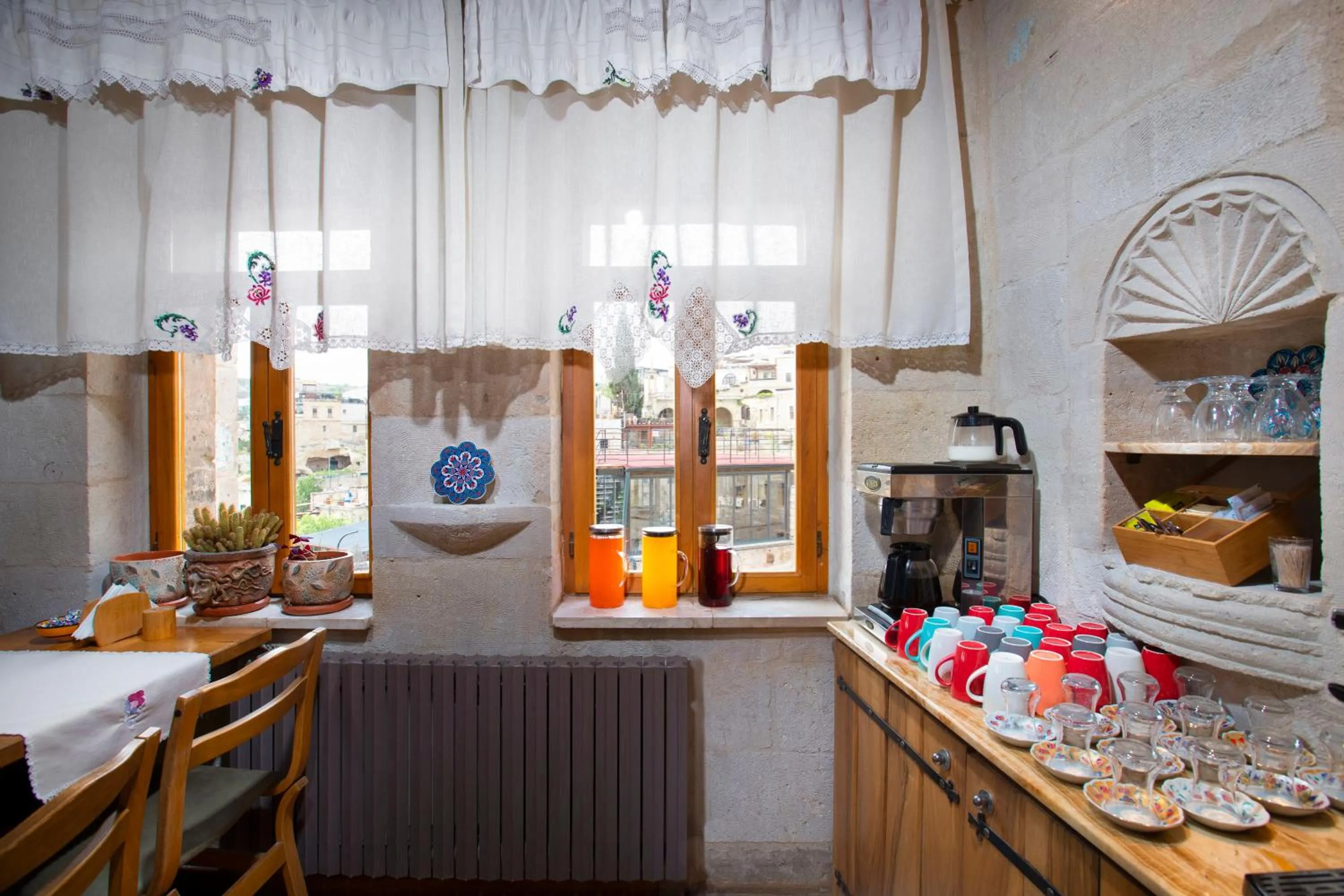 Area and facilities in Terra Cave Hotel