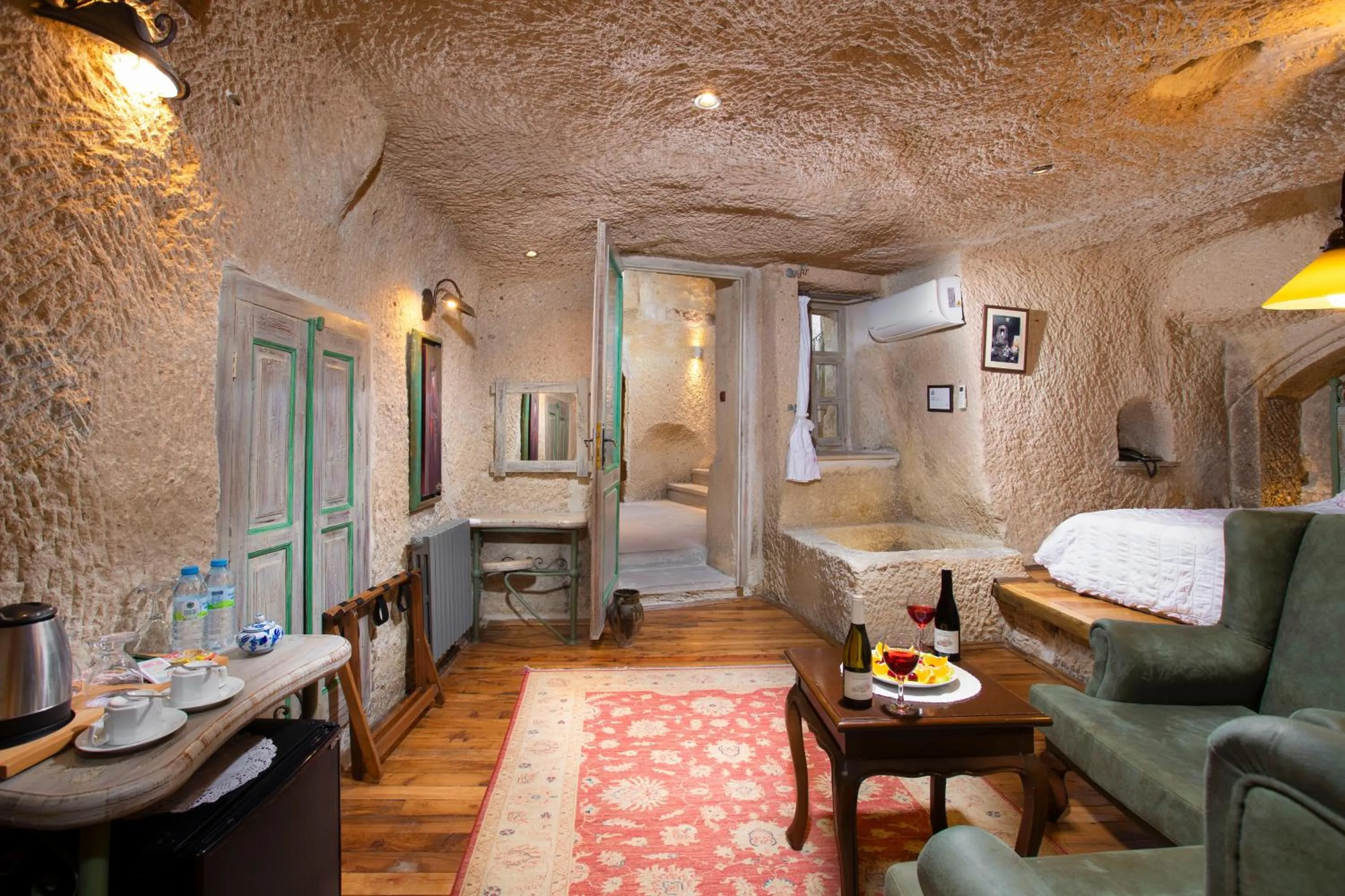 Photo of the whole room, Bed in Terra Cave Hotel