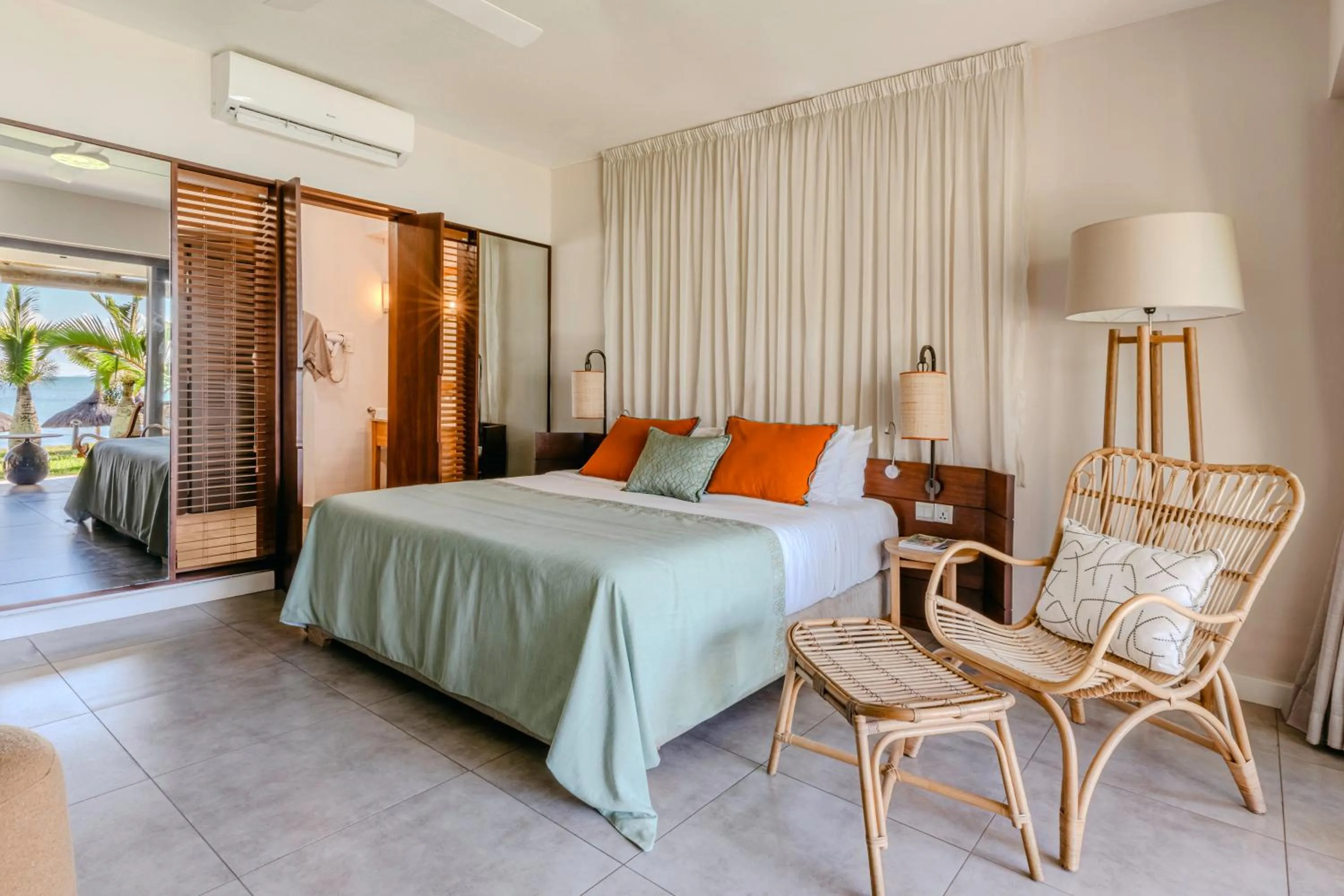 Bedroom, Bed in Veranda Paul et Virginie Hotel & Spa - Adults Only