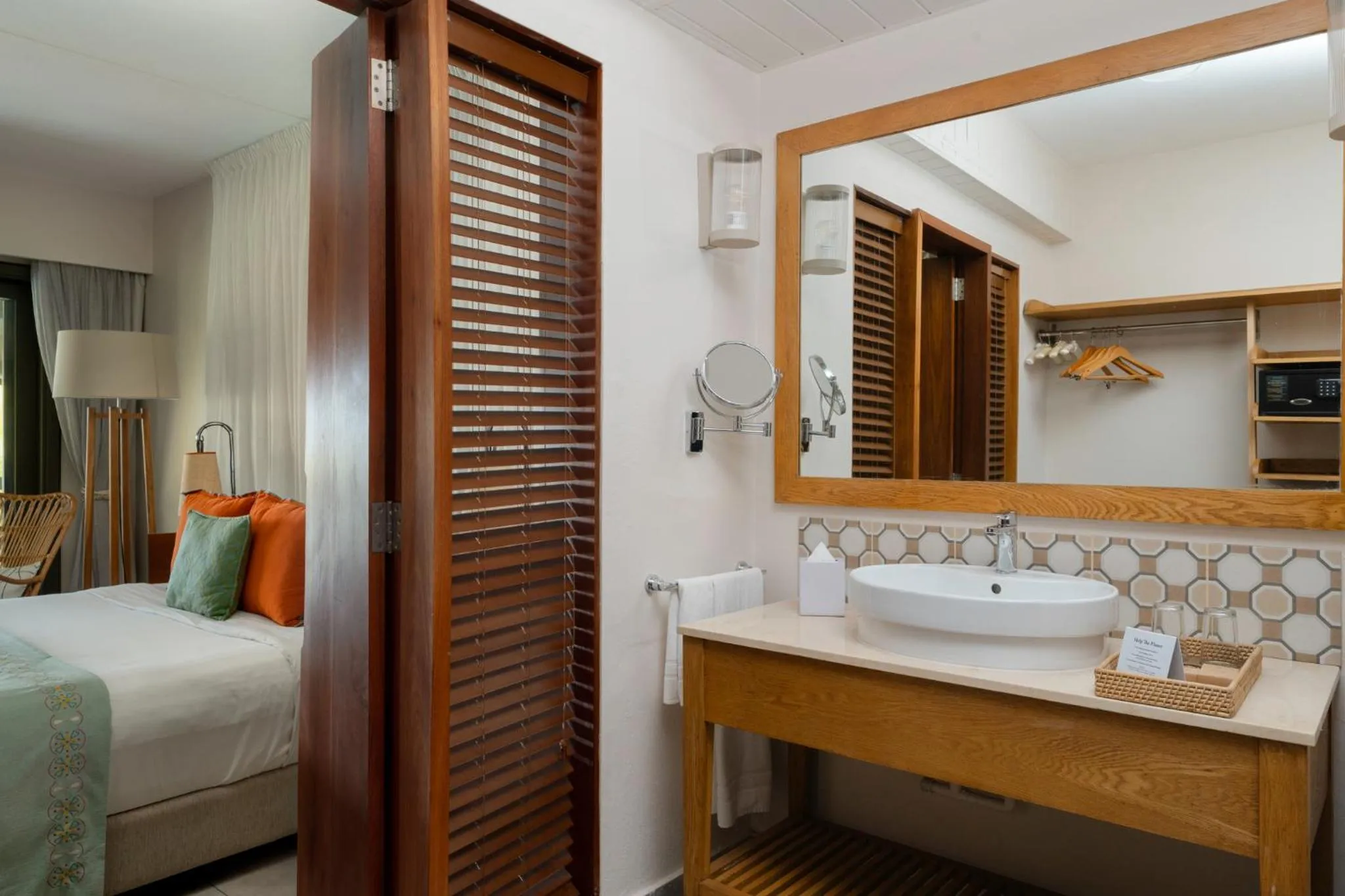 Bathroom, Bed in Veranda Paul et Virginie Hotel & Spa - Adults Only