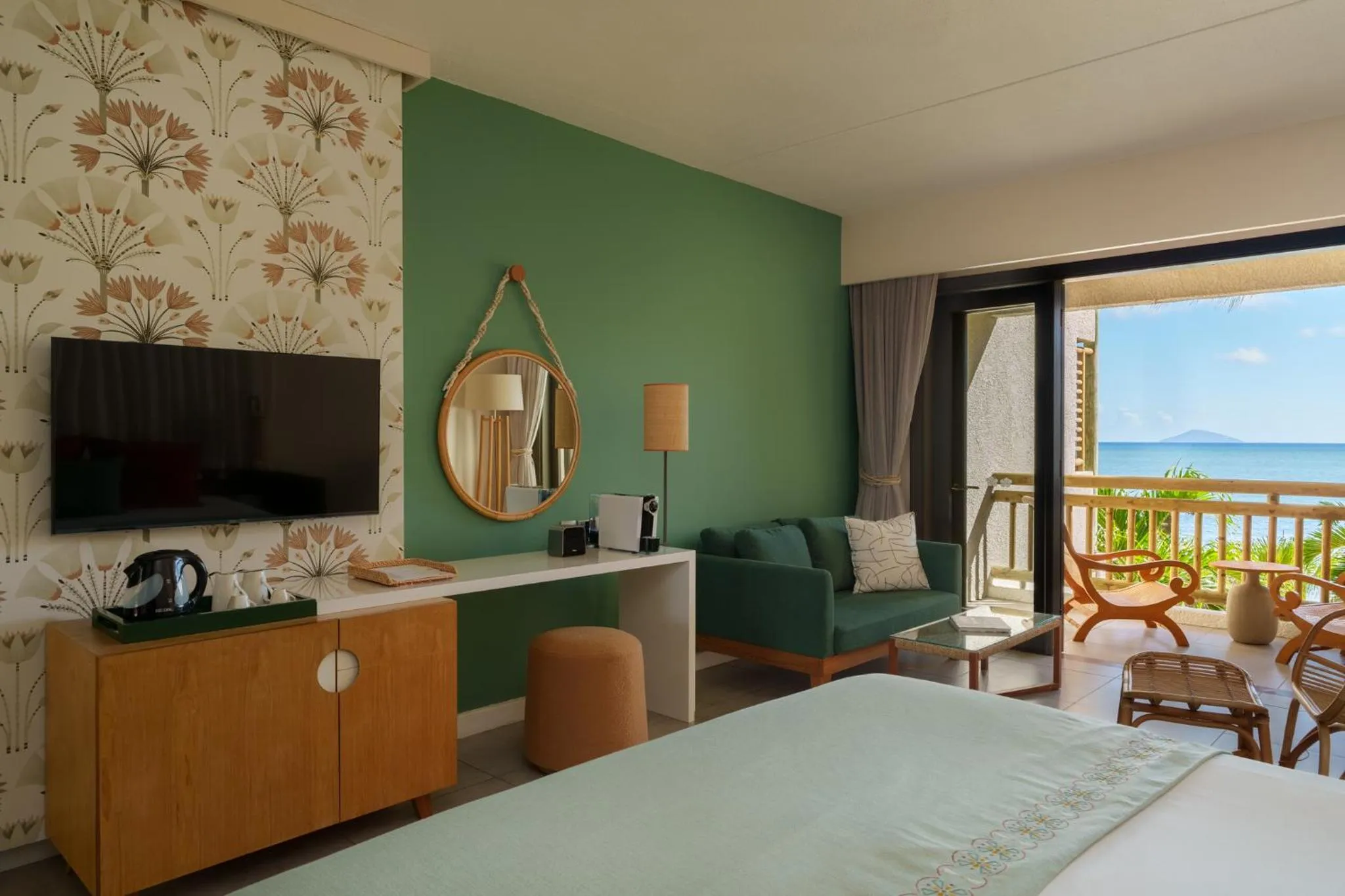 Balcony/Terrace, Bed in Veranda Paul et Virginie Hotel & Spa - Adults Only