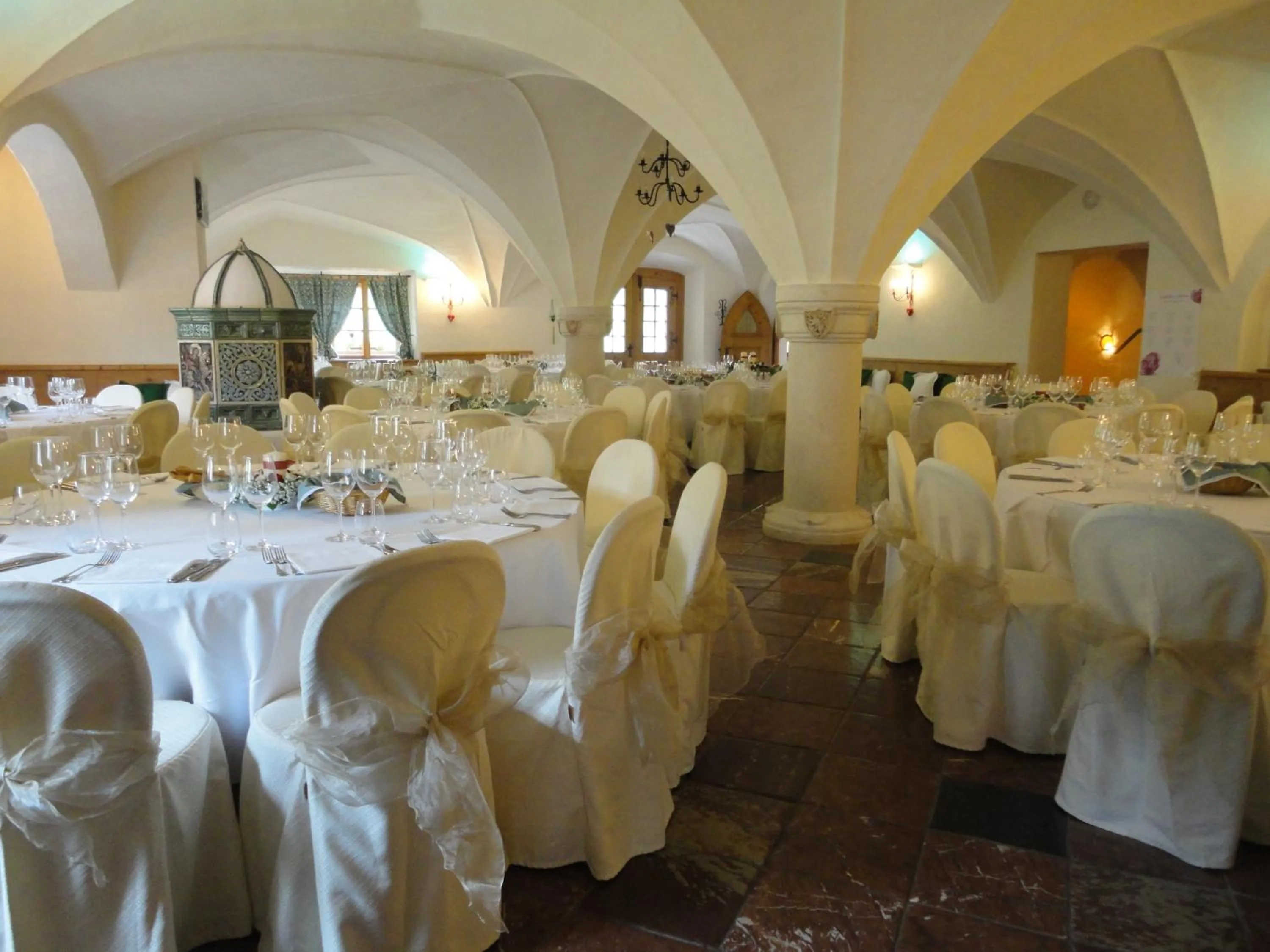 Restaurant/places to eat in Hotel Edelhof