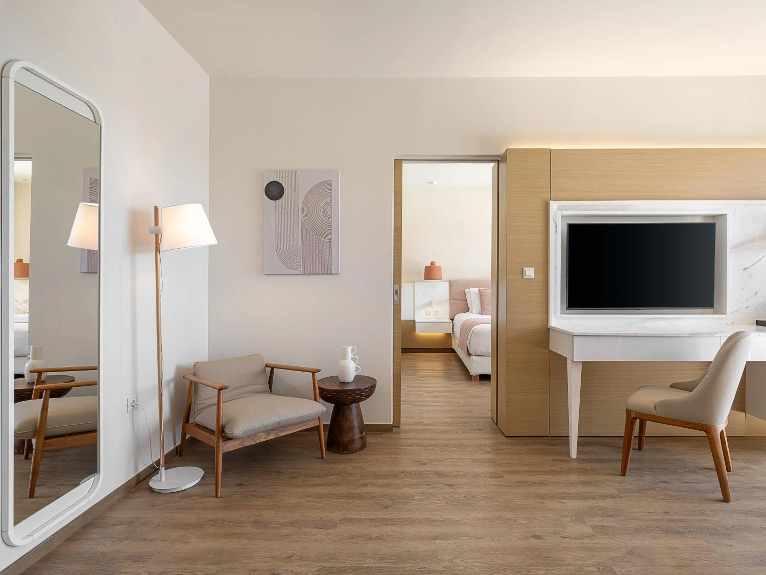 Living room, Bed in Avra Imperial Hotel