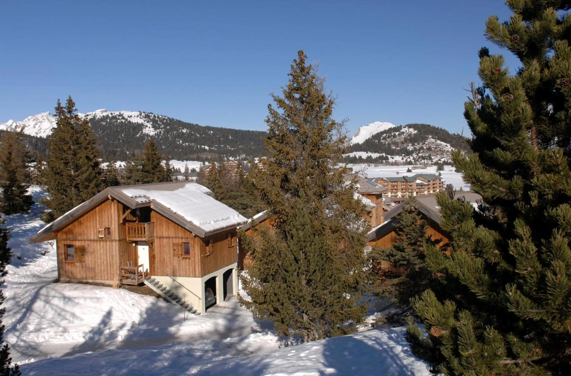 Facade/entrance in Résidence Odalys L'Orée des Pistes