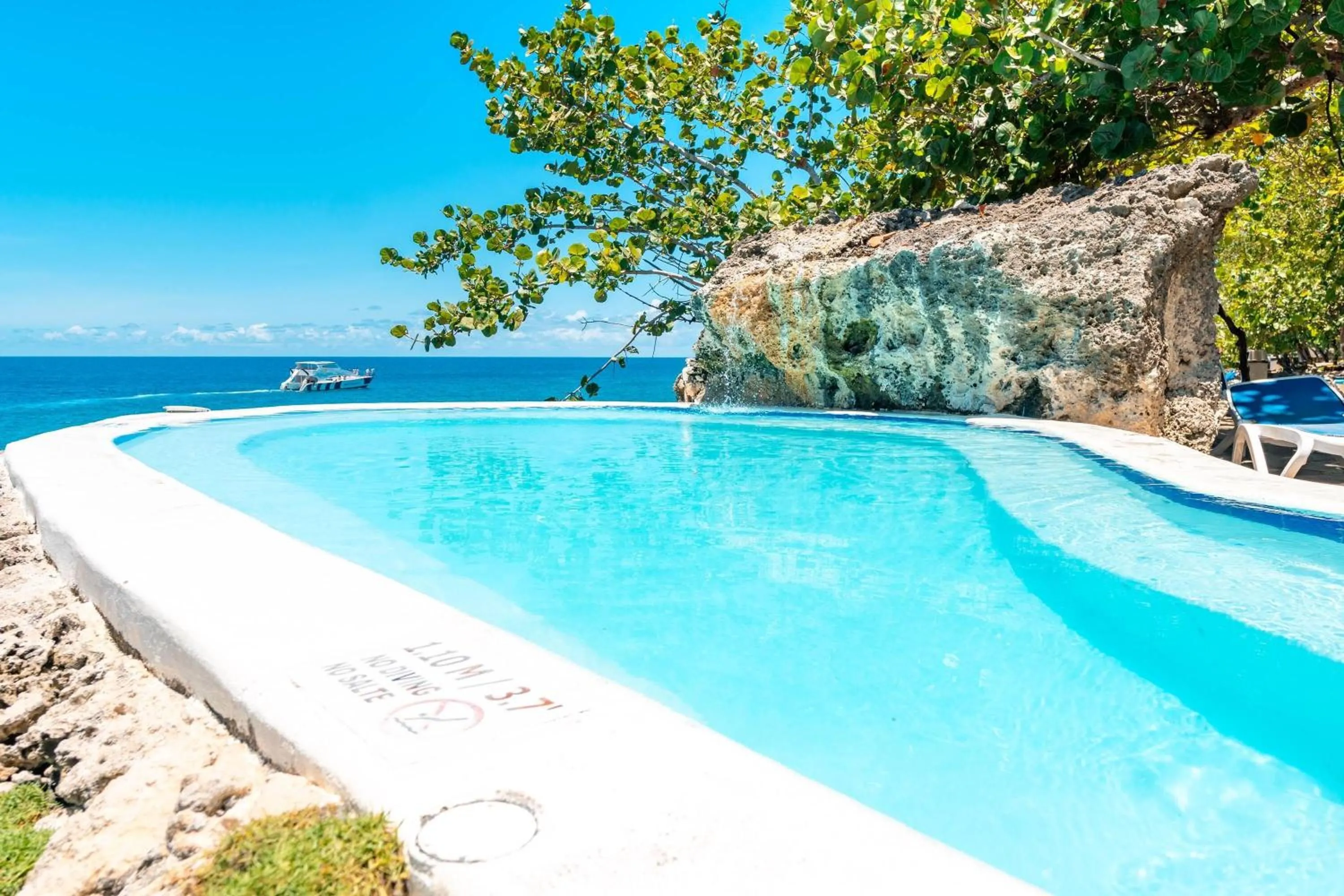 Hot Tub in Casa Marina Sosua, Trademark by Wyndham All Inclusive