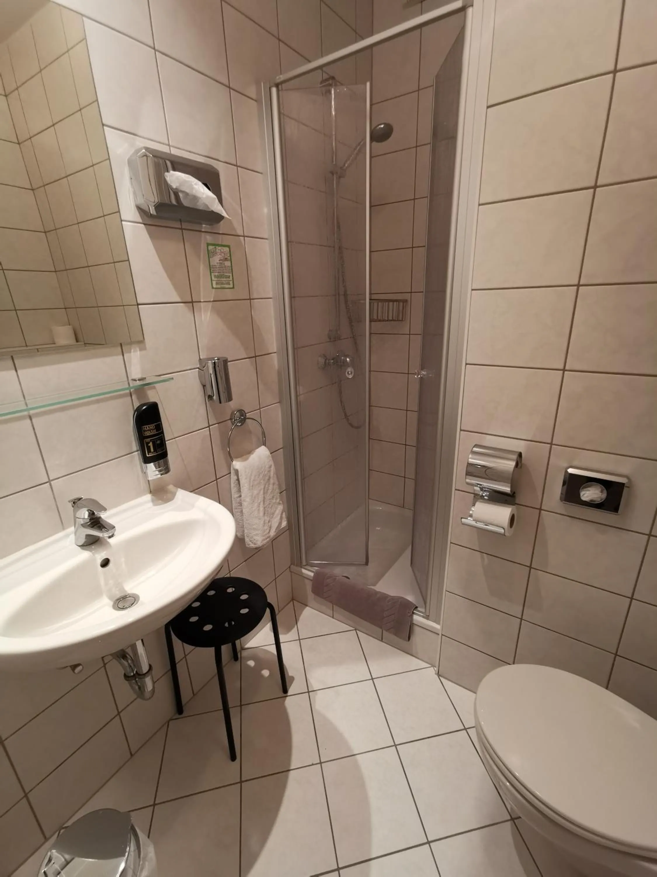 Bathroom in City Hotel Franziska