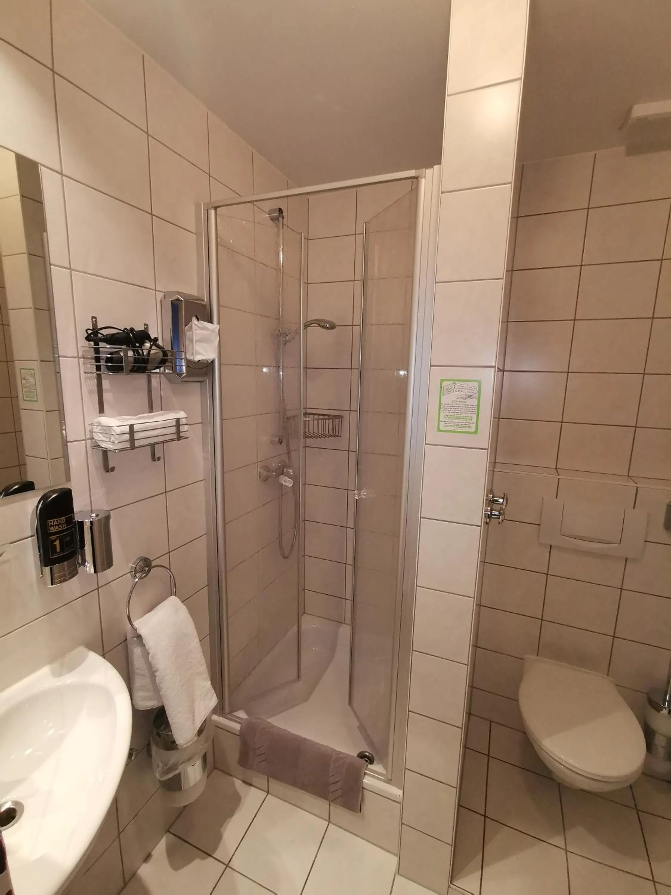 Bathroom in City Hotel Franziska