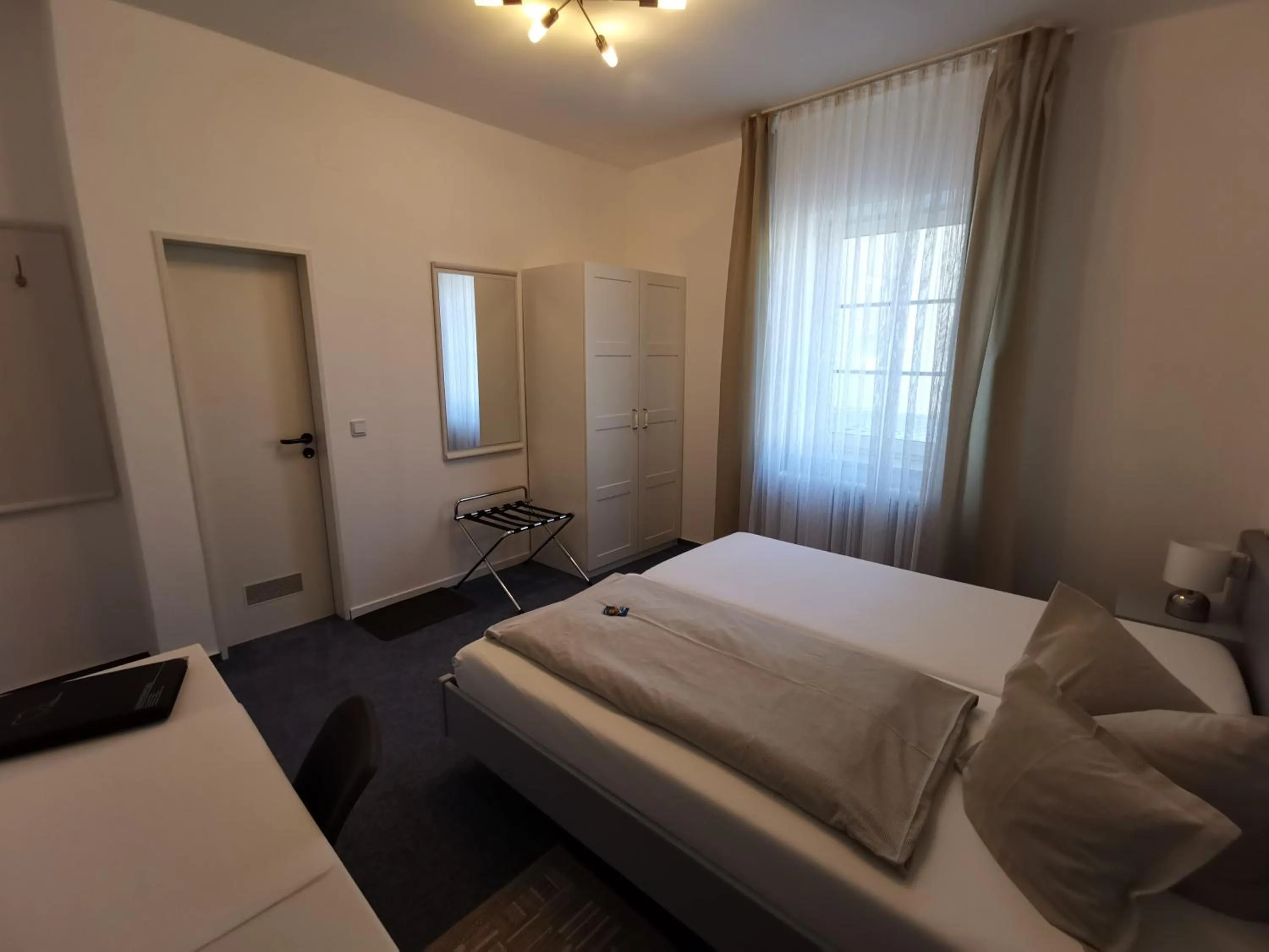 Bed in City Hotel Franziska