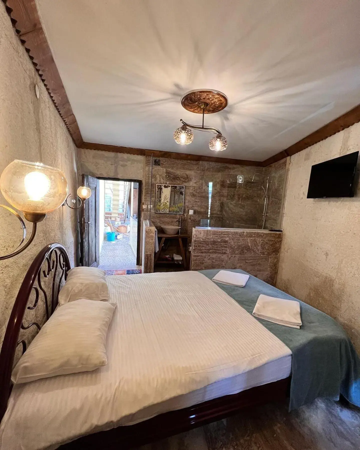 Bed in ROCA CAPPADOCIA Bed in ROCA CAPPADOCIA