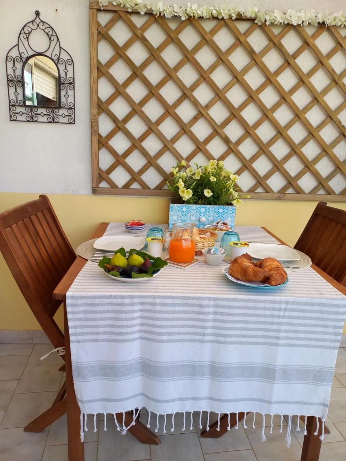 Food and drinks in B&B Lloc D'Or