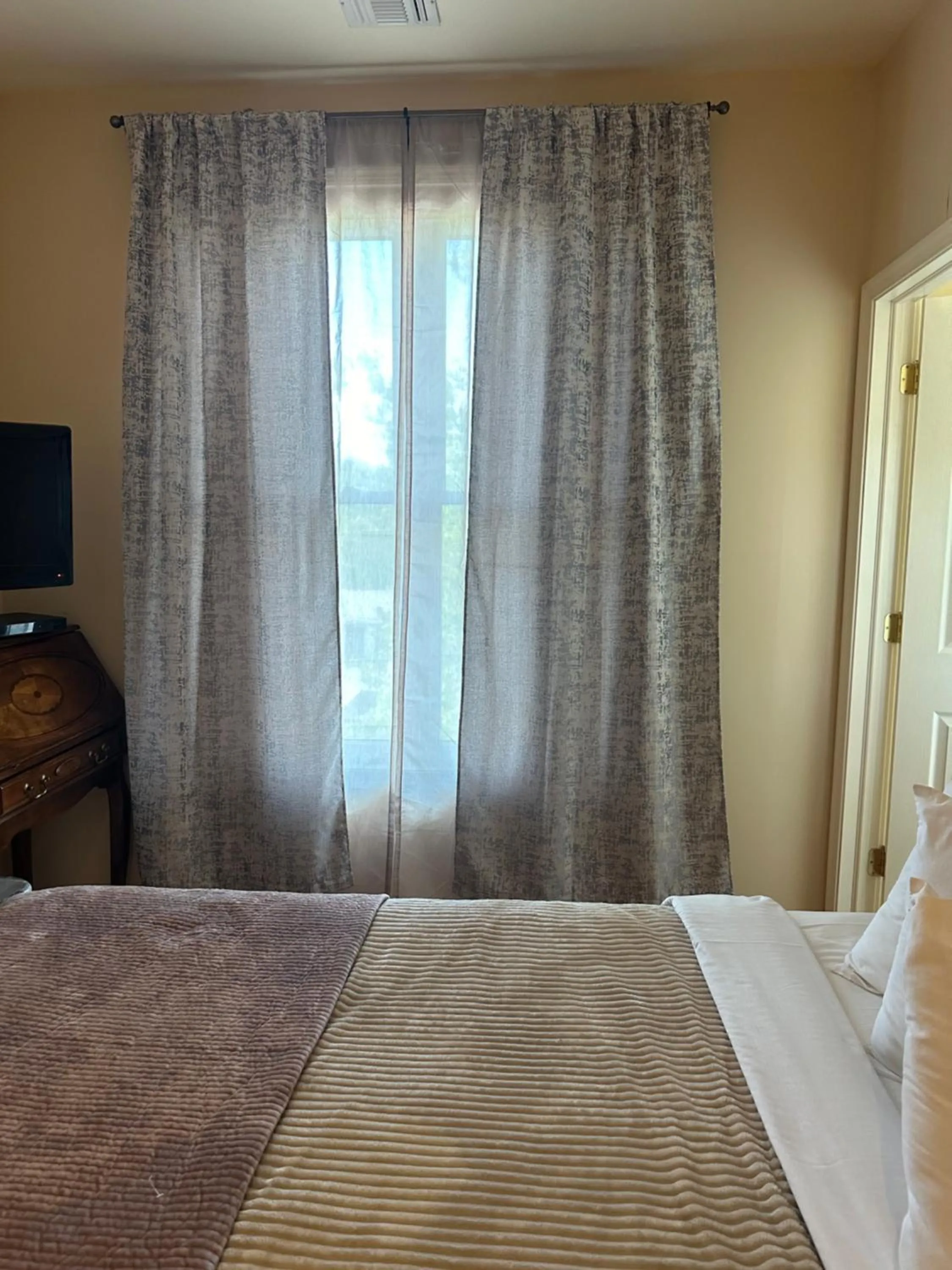 Bed in Hotel Belvidere