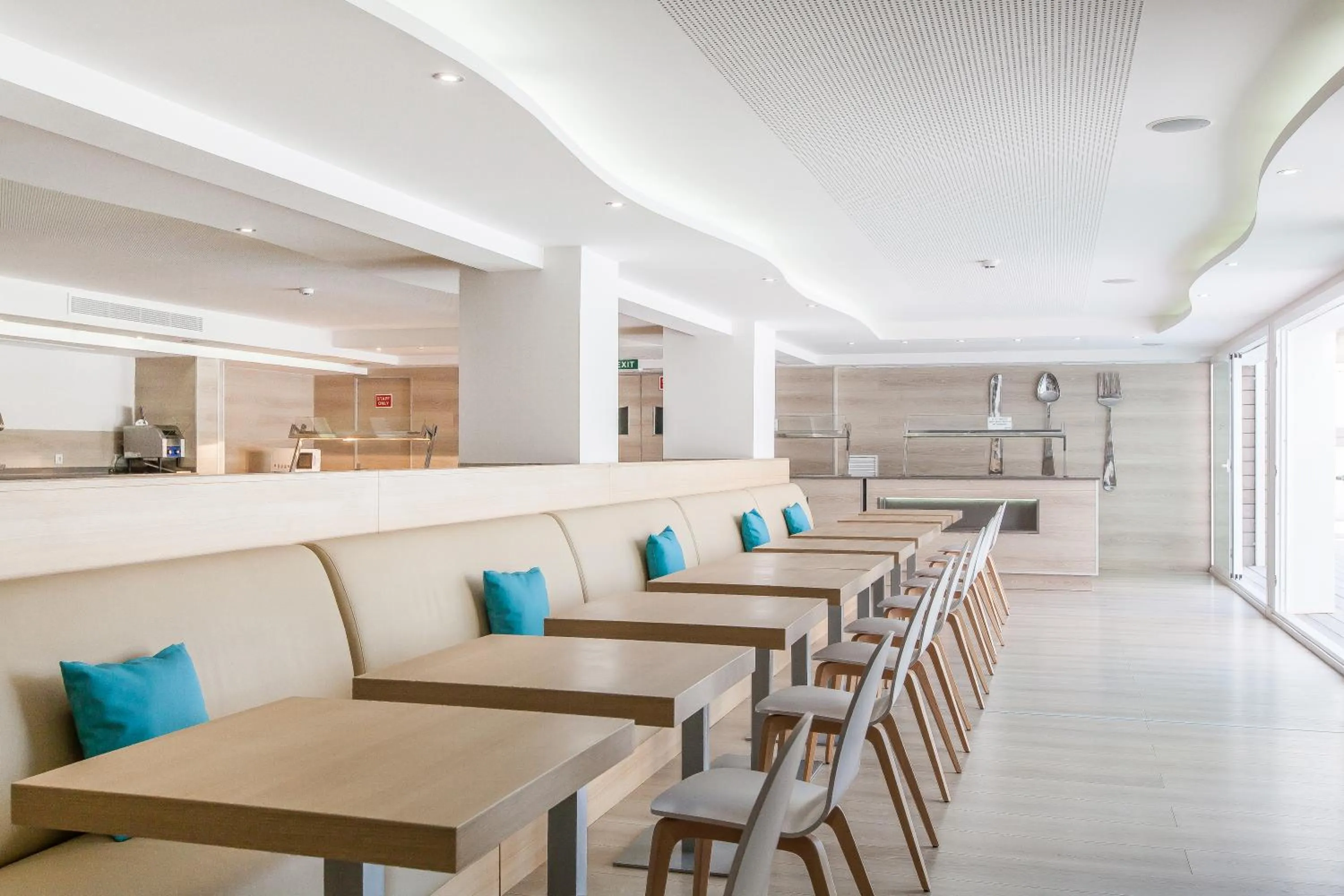 Restaurant/places to eat in Hotel Gracia